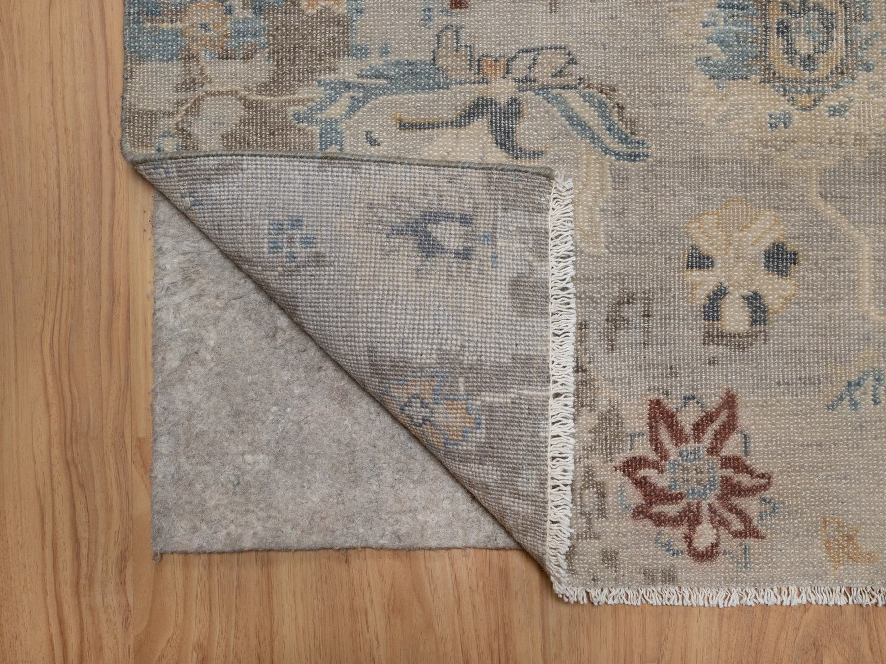 2'x3' Dove Gray, Borderless Oushak with Leaf Design, Hand Knotted, 100% Wool, Shaved Low, Mat, Sample, Oriental Rug HR92345 - Image 3