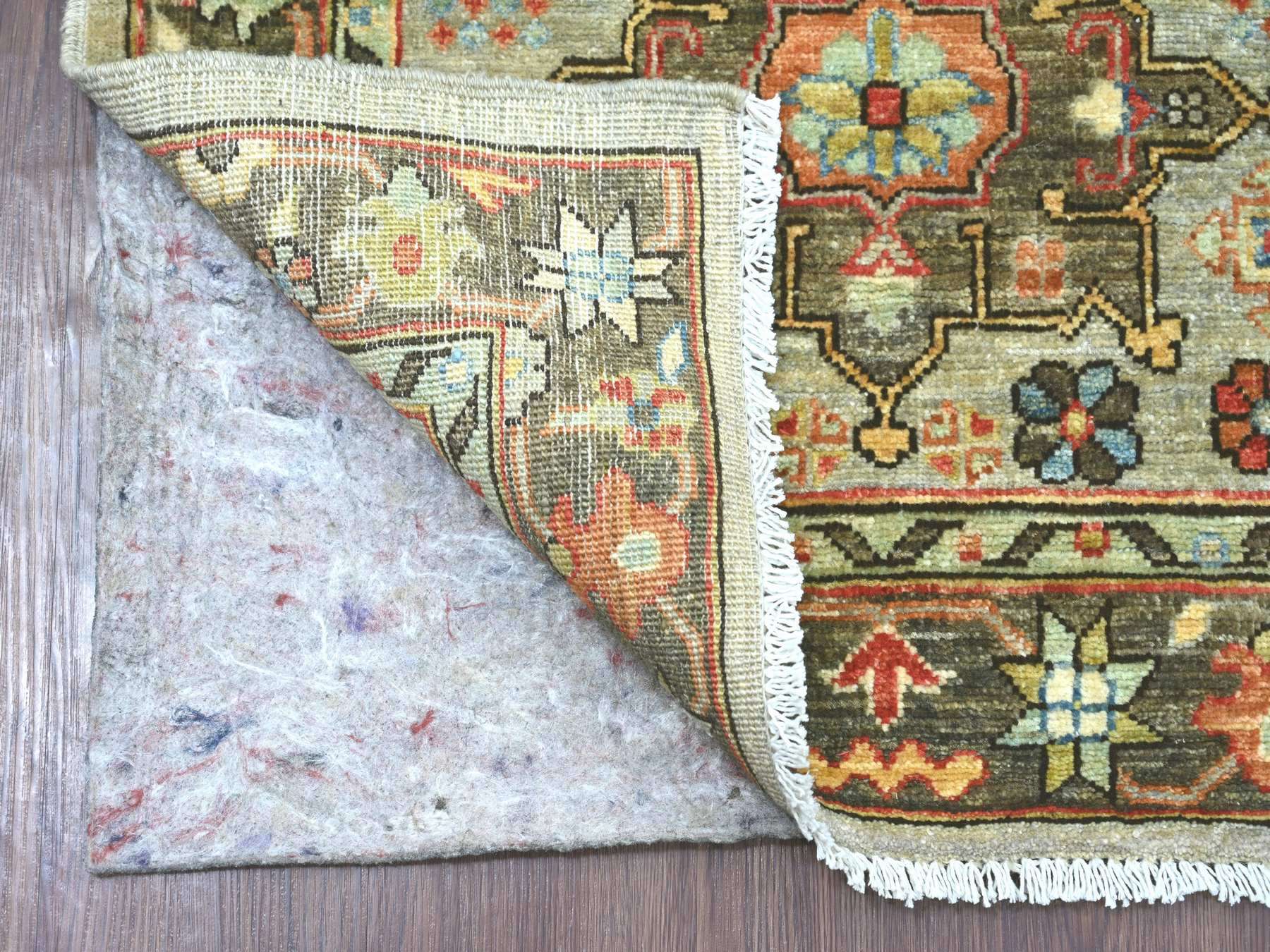 2'7"x8' Cloud Gray, Aryana Grade, Peshawar with Karajeh Design, Vegetable Dyes, High Mountain Wool, Hand Knotted, Runner, Oriental Rug HR21378 - Image 2