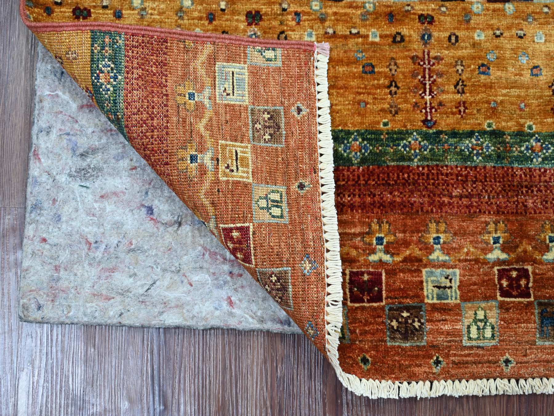 2'2"x4'3" Rust Red, Soft Wool, Vegetable Dyes, Fine Kashkuli Gabbeh with Small Animal Figurines, Hand Knotted, Sample, Mat, Oriental Rug HR22067 - Image 2
