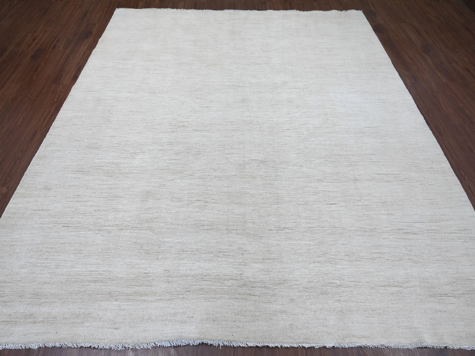 8'3"x9'3" Daisy White, Plain Solid Pattern, Hand Knotted, Hand Spun Ghazni Wool, Lush and Plush, Oriental Rug HR22158 - Image 2