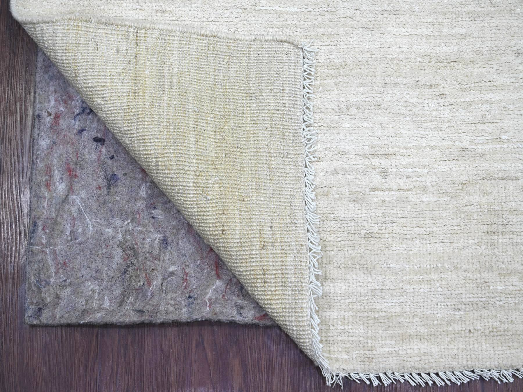 2'10"x8' Daisy White, Plain Solid Pattern, Hand Knotted, Hand Spun Ghazni Wool, Lush and Plush, Runner, Oriental Rug HR22368 - Image 2