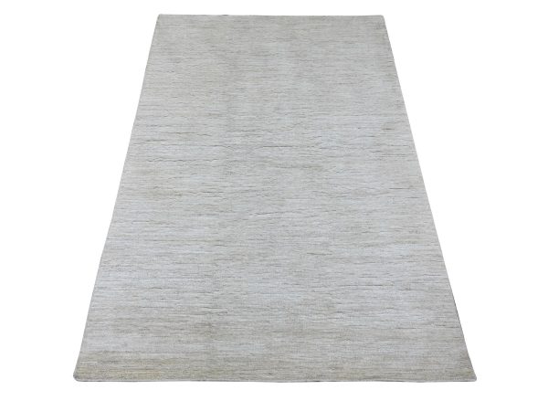 3'10"x5'7" Alabaster White, Plain Solid Pattern, Hand Knotted, Hand Spun Ghazni Wool, Lush and Plush, Oriental Rug HR22499