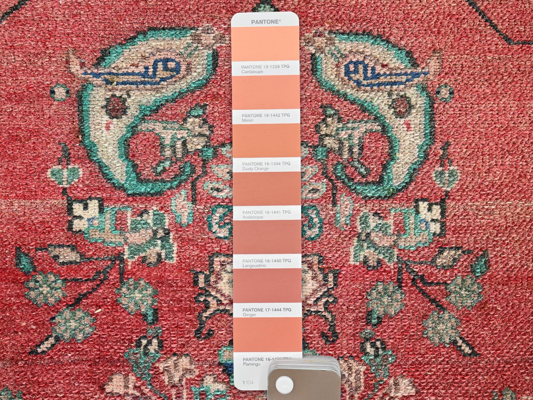 2'6"x9'6" Blush Red, Vintage Persian Lilahan with Medallion Design, 100% Wool, Hand Knotted, Cropped Thin, Worn and Distressed, Sides and Ends Professionally Secured, Runner, Oriental Rug HR2602 - Image 4