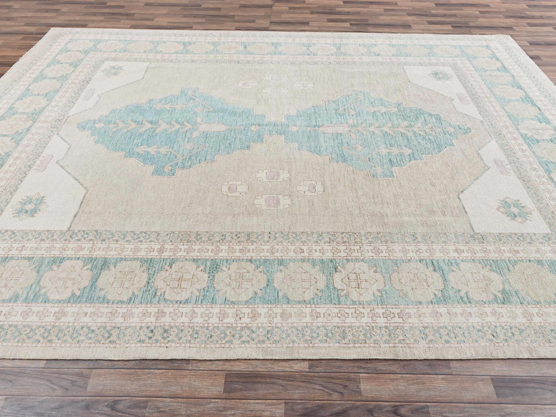9'10"x13'8" Irish Cream Brown, Anatolian Village Design, Turkish Knot, Hand Knotted, Zero Pile, Sheared Low, 100% Wool, Oriental Rug HR2679 - Image 4