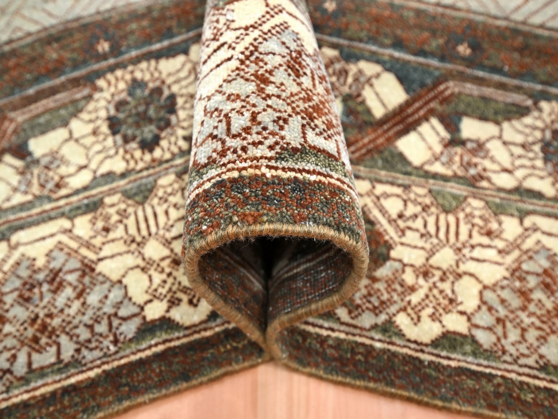 9'2"x12'1" Shades of Brown, Khotan Influence All Over Intricate Design, Zero Pile, 100% Wool, Hand Knotted, Oriental Rug HR75920 - Image 5