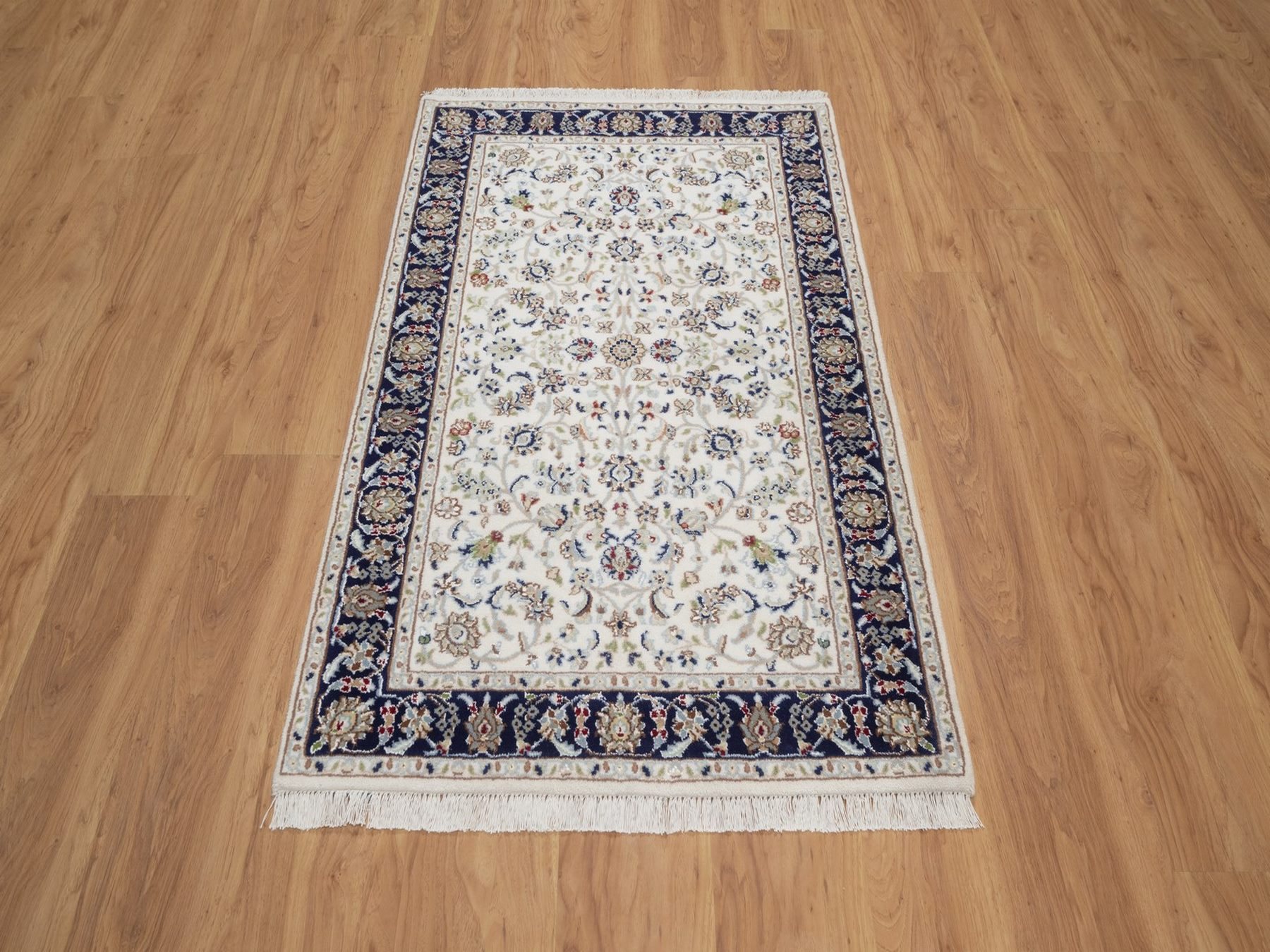 3'x5'2" Pearl White, Hand Knotted, Nain with All Over Flower Design, 250 KPSI, Soft Pile, Wool and Silk, Oriental Rug HR92470 - Image 2