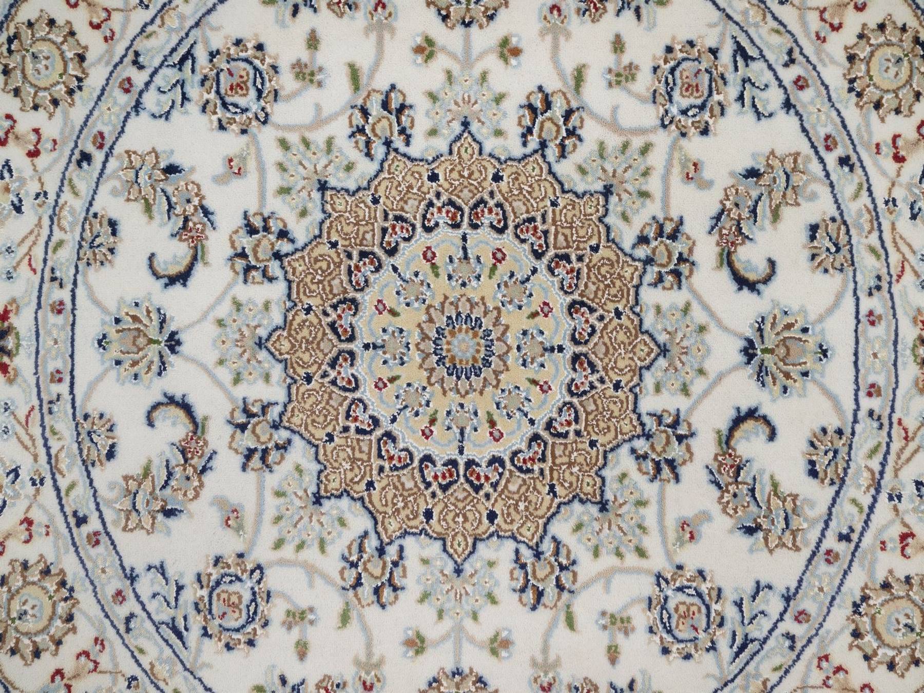 4'x4' Pearl White, Wool and Silk, Nain with Flower Medallion Design, Hand Knotted, 250 KPSI, Soft Pile, Round, Oriental Rug HR92486 - Image 5