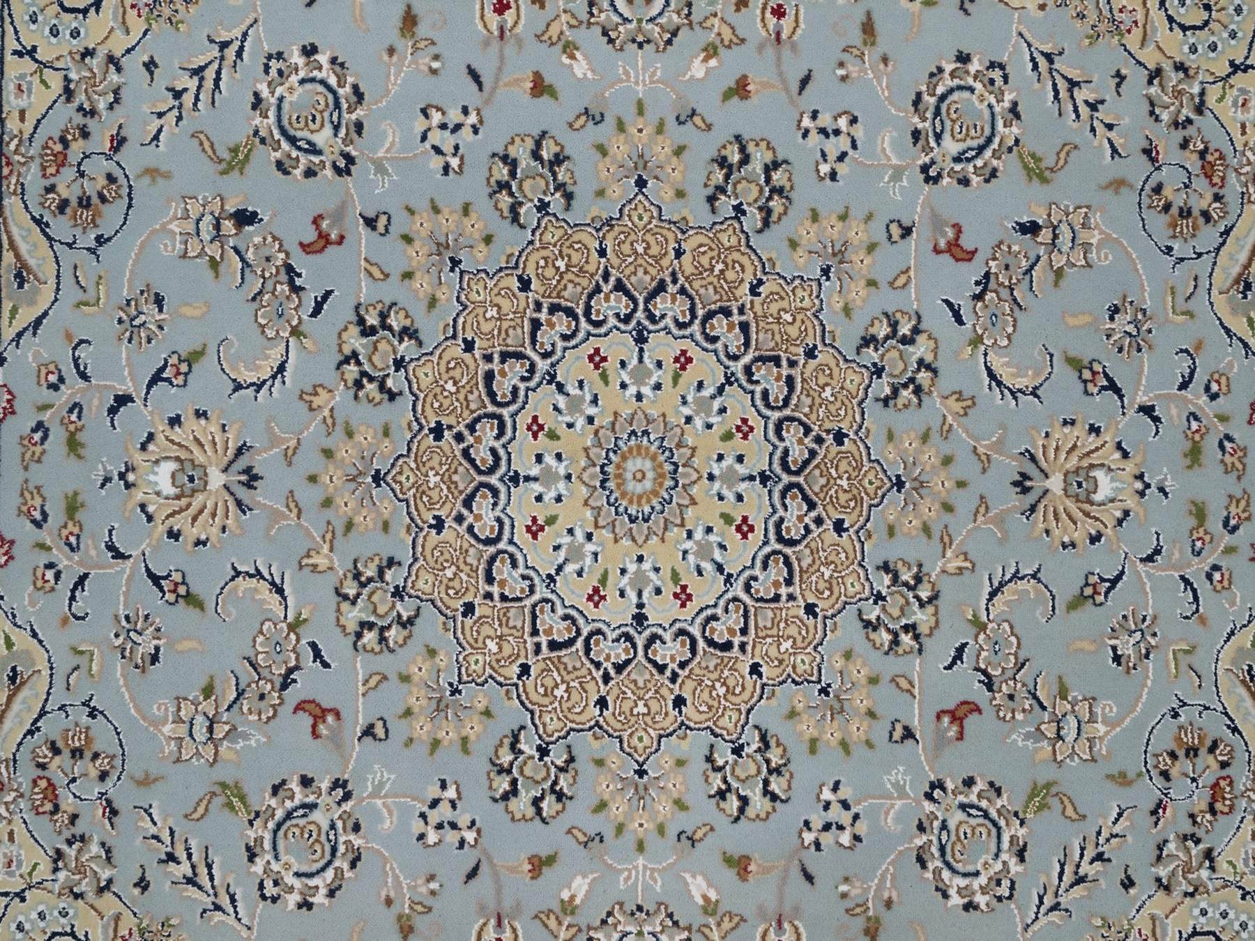 6'x6' Light Blue, Nain with Flower Medallion Design, Hand Knotted, Wool and Silk, Soft Pile, 250 KPSI, Square, Oriental Rug HR92525 - Image 5
