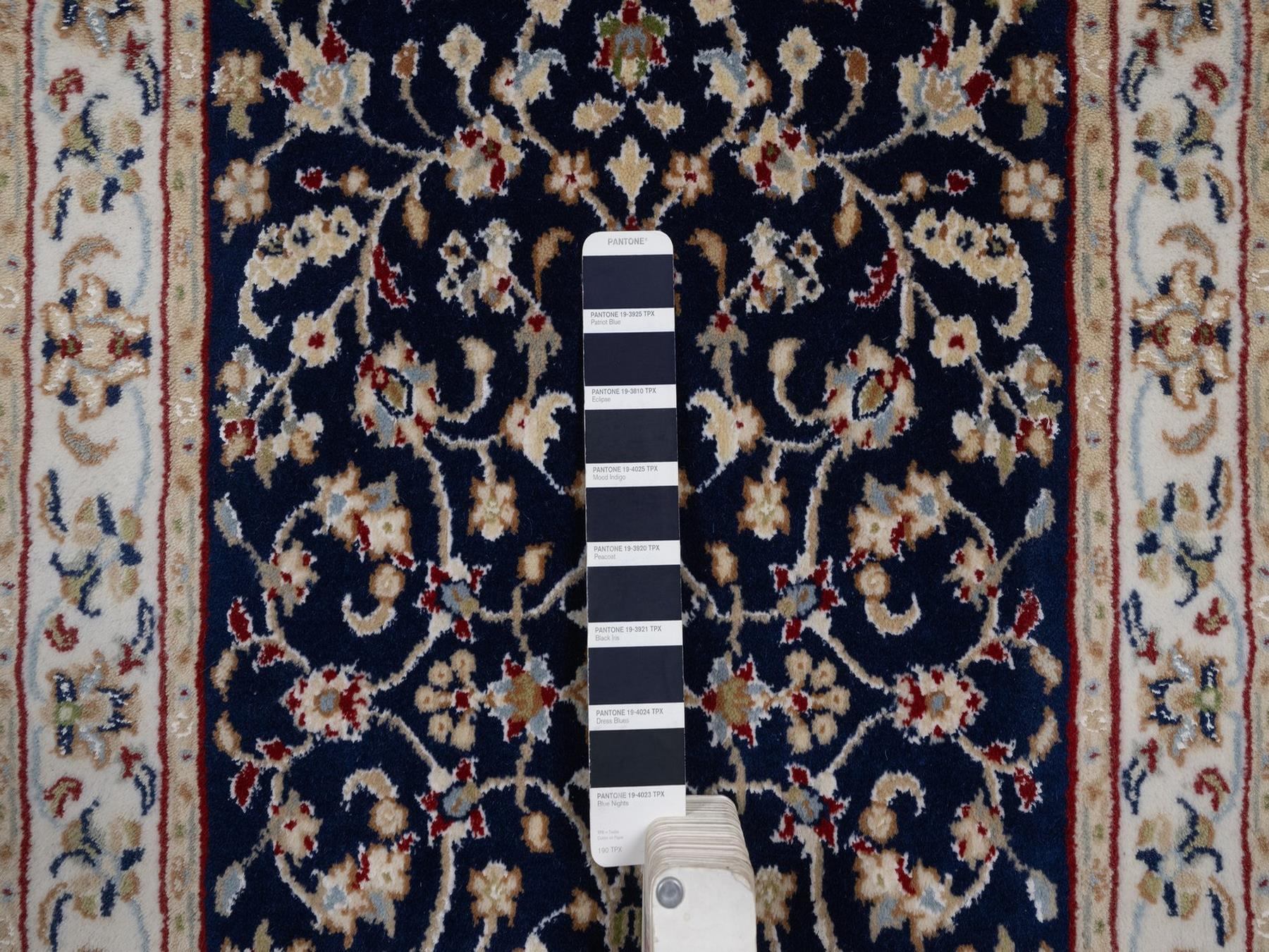 2'1"x3'3" Midnight Blue, Nain with All Over Flower Design, Soft Pile, Wool and Silk, 250 KPSI, Hand Knotted, Mat, Sample, Oriental Rug HR92530 - Image 4