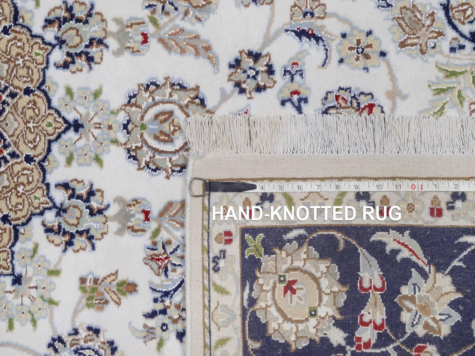 5'6"x8'4" Pearl White, Nain with Flower Medallion Design, Wool and Silk, 250 KPSI, Hand Knotted, Soft Pile, Oriental Rug HR92541 - Image 8