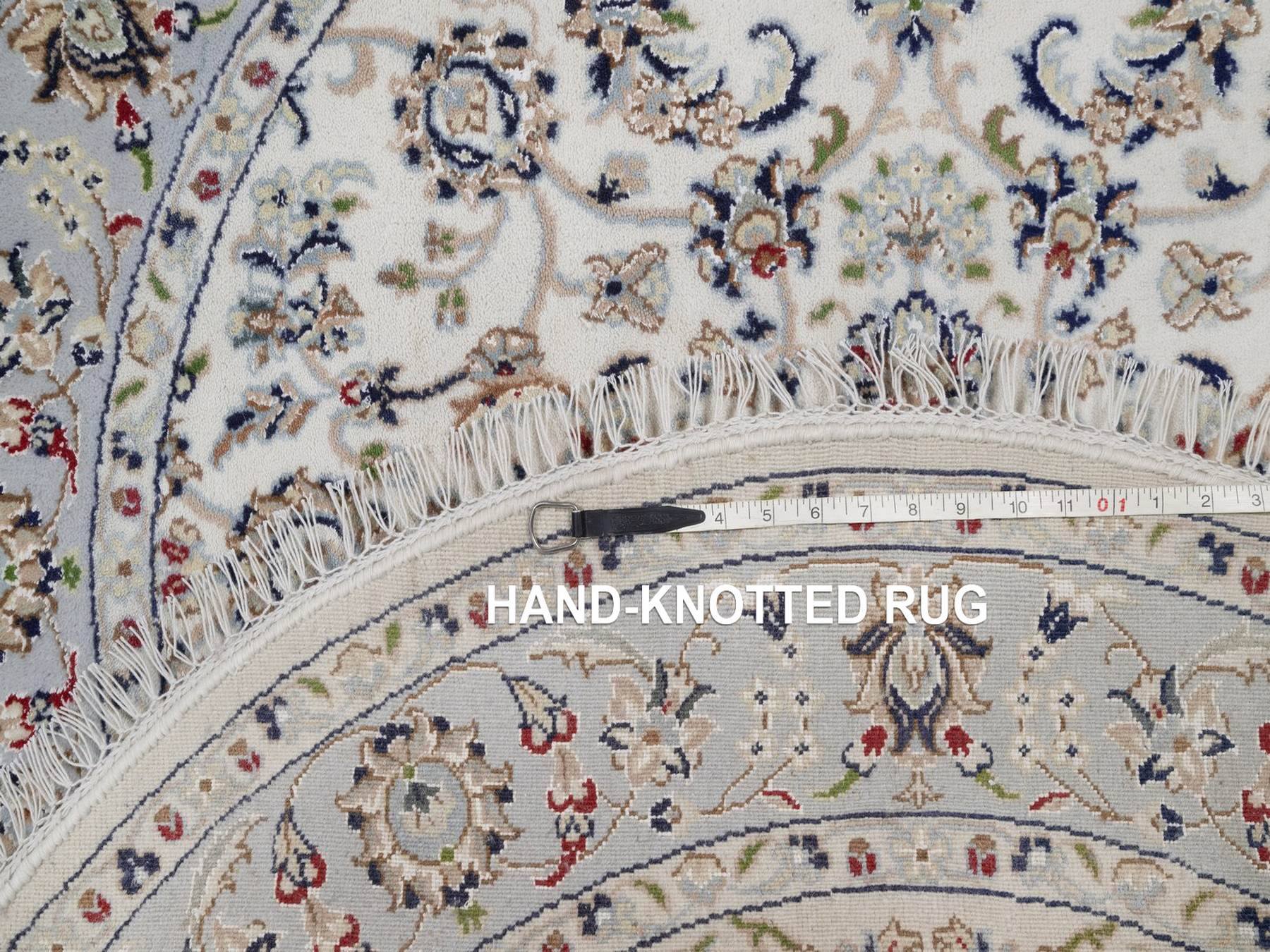 4'x4' Pearl White, Nain with All Over Flower Design, 250 KPSI, Hand Knotted, Soft Pile, Wool and Silk, Round, Oriental Rug HR92548 - Image 8