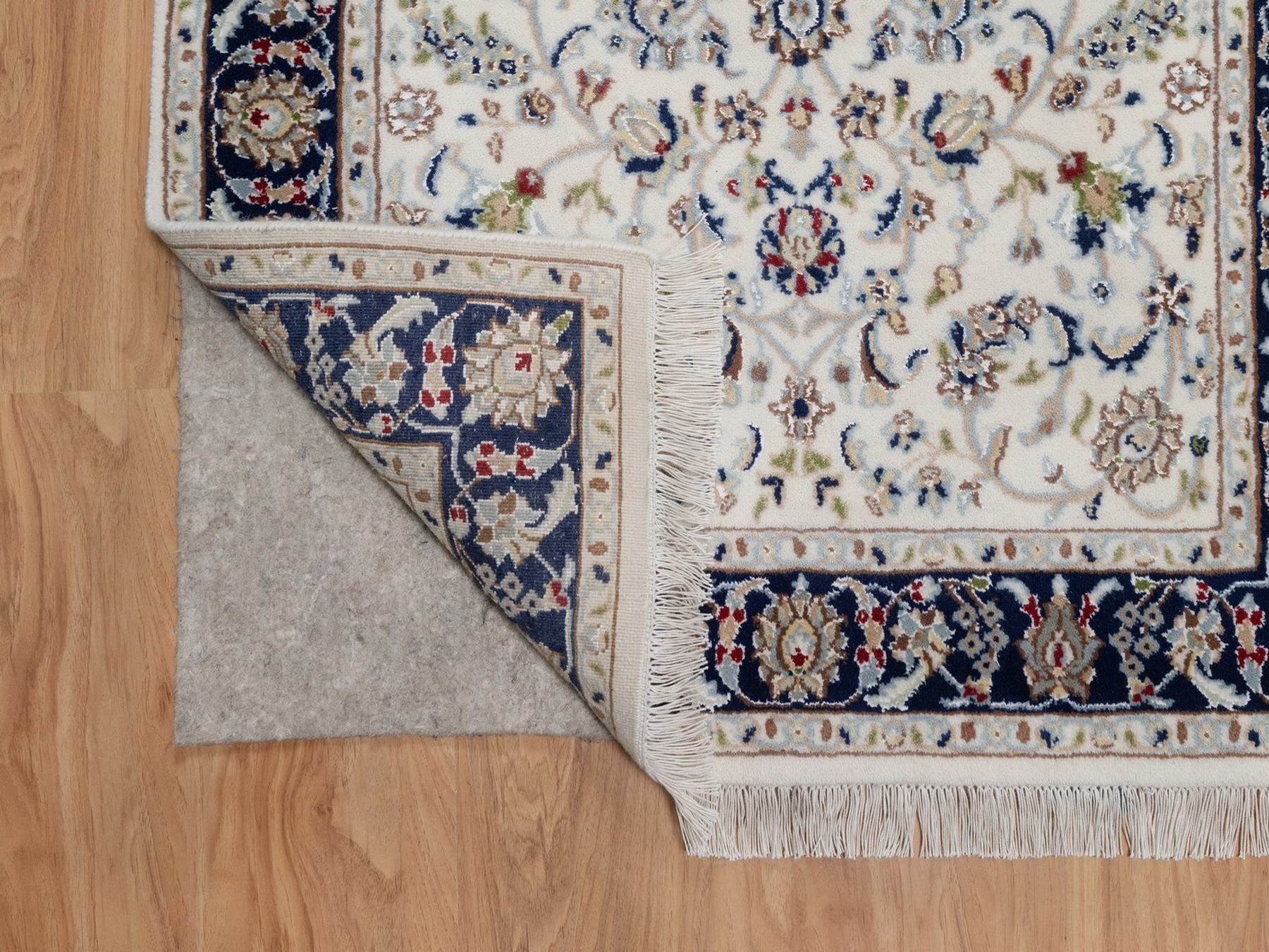 3'2"x5'4" Pearl White, Nain with All Over Floral Pattern, Hand Knotted, 250 KPSI, Soft Pile, Wool and Silk, Oriental Rug HR92571 - Image 3