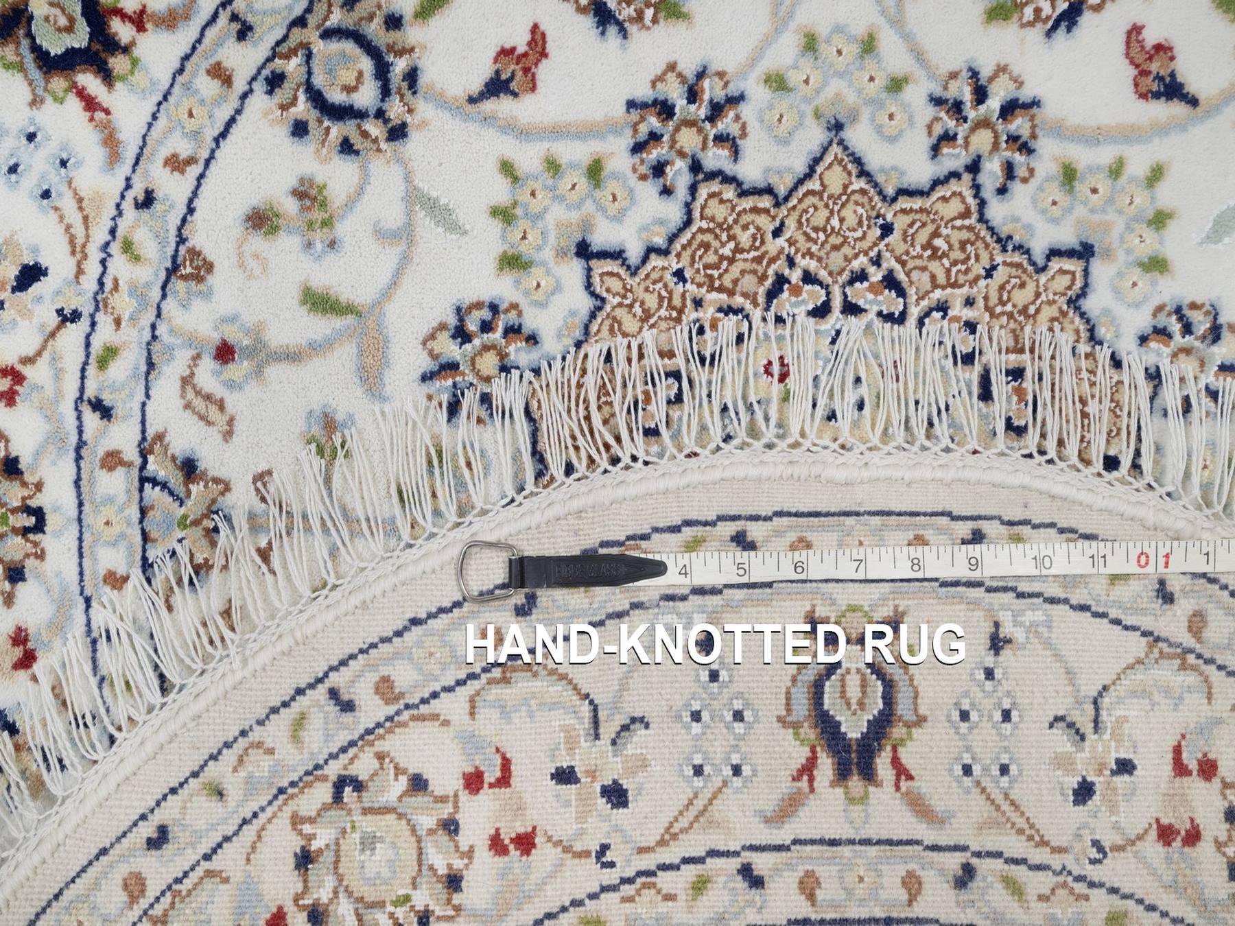 3'2"x3'2" Pearl White, Nain with Flower Medallion Design, Wool and Silk, Hand Knotted, 250 KPSI, Soft Pile, Round, Oriental Rug HR92578 - Image 8