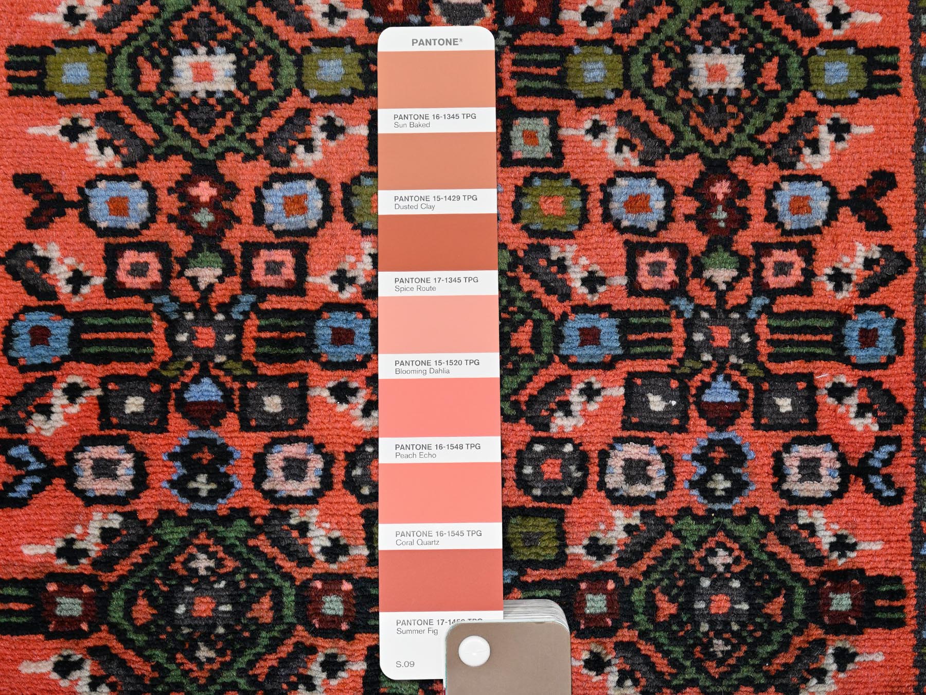 2'3"x6'4" Carrot Orange, New Persian Hussainabad with Repetitive Fish Mahi Design, Hand Knotted, Full Pile, Soft and Shiny Wool, Narrow Runner, Oriental Rug HR2134 - Image 4
