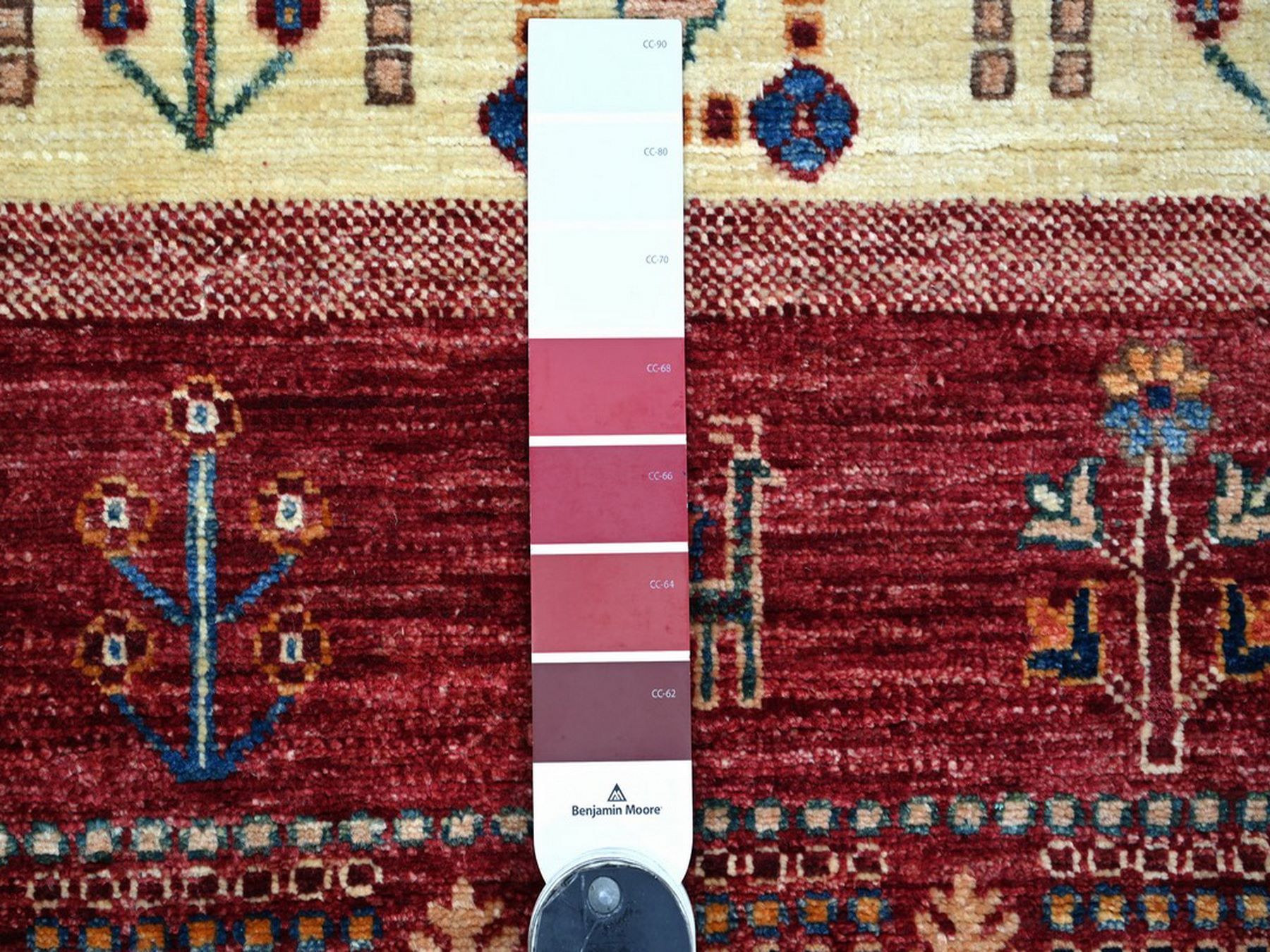5'8"x8' Berry Red, Natural Wool, Vegetable Dyes, Fine Kashkuli Gabbeh with Small Animal Figurines, Hand Knotted, Oriental Rug HR22125 - Image 3