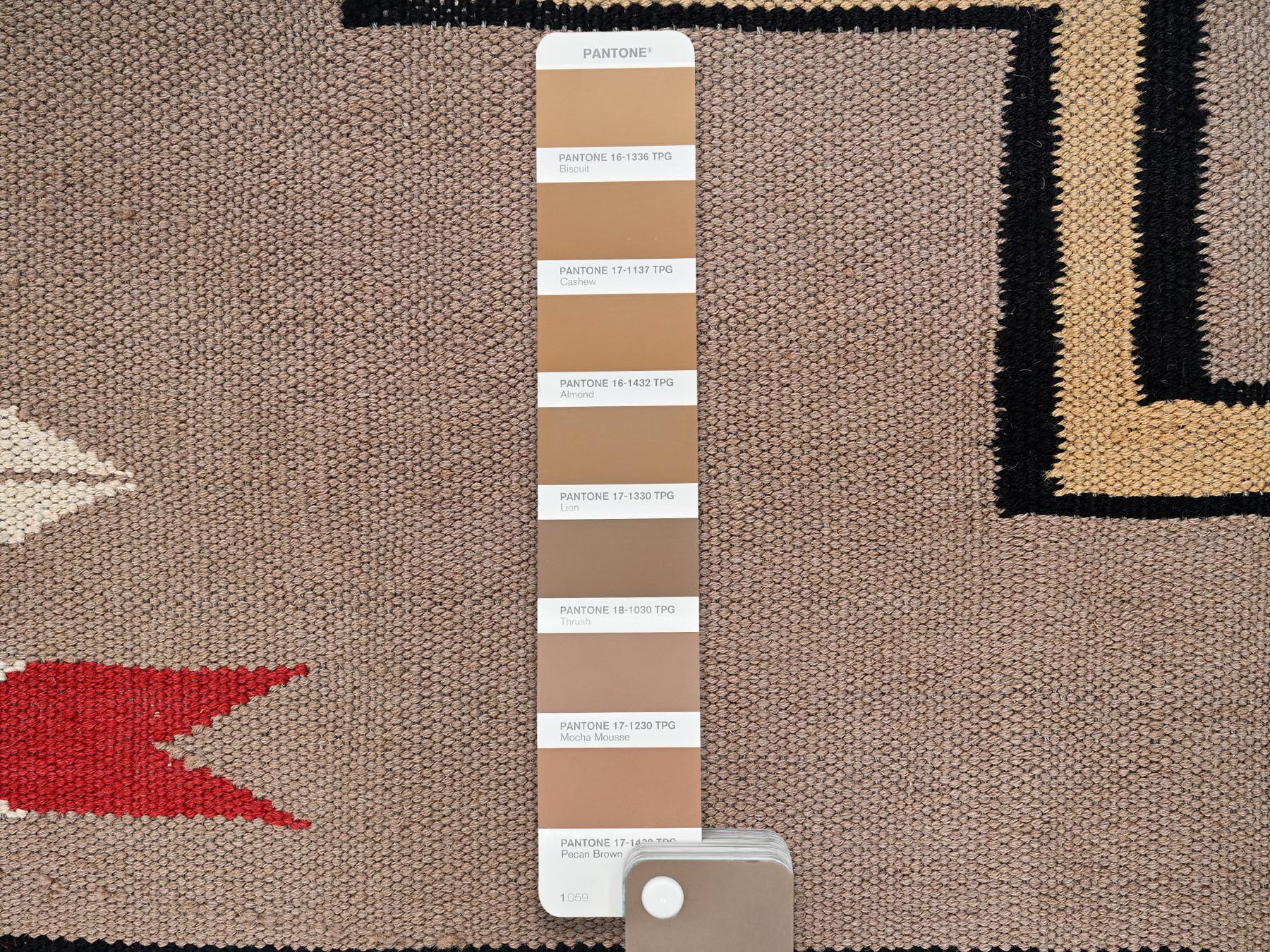 8'3"x9'7" Beaver Brown, Flat Weave, American Indian Southwest Geometric Design, Hand Woven, 100% Wool, Oriental Rug HR2259 - Image 5