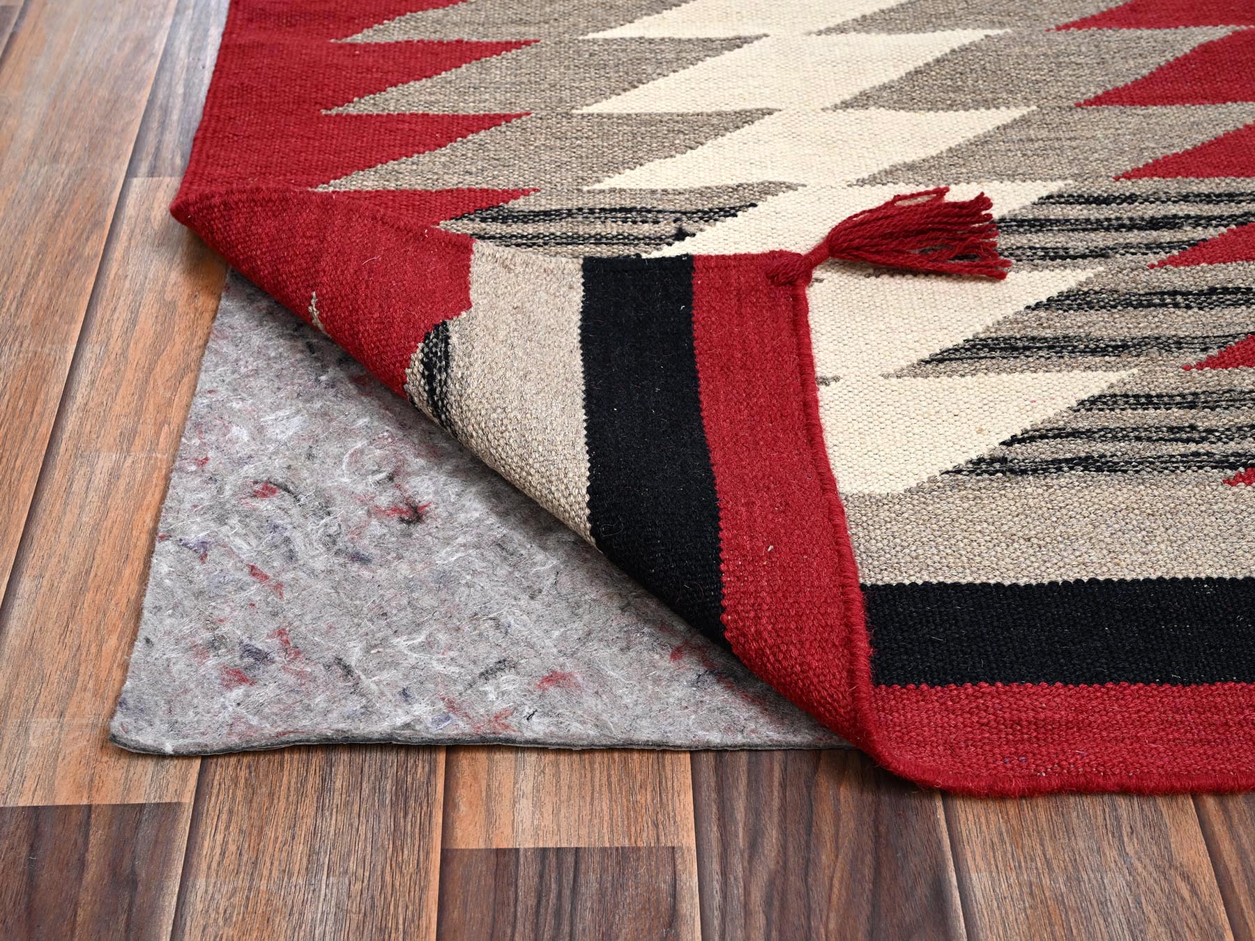 5'3"x7'1" Crimson Red, Flat Weave, American Indian Southwest Geometric Design, Hand Woven, 100% Wool, Oriental Rug HR2282 - Image 3