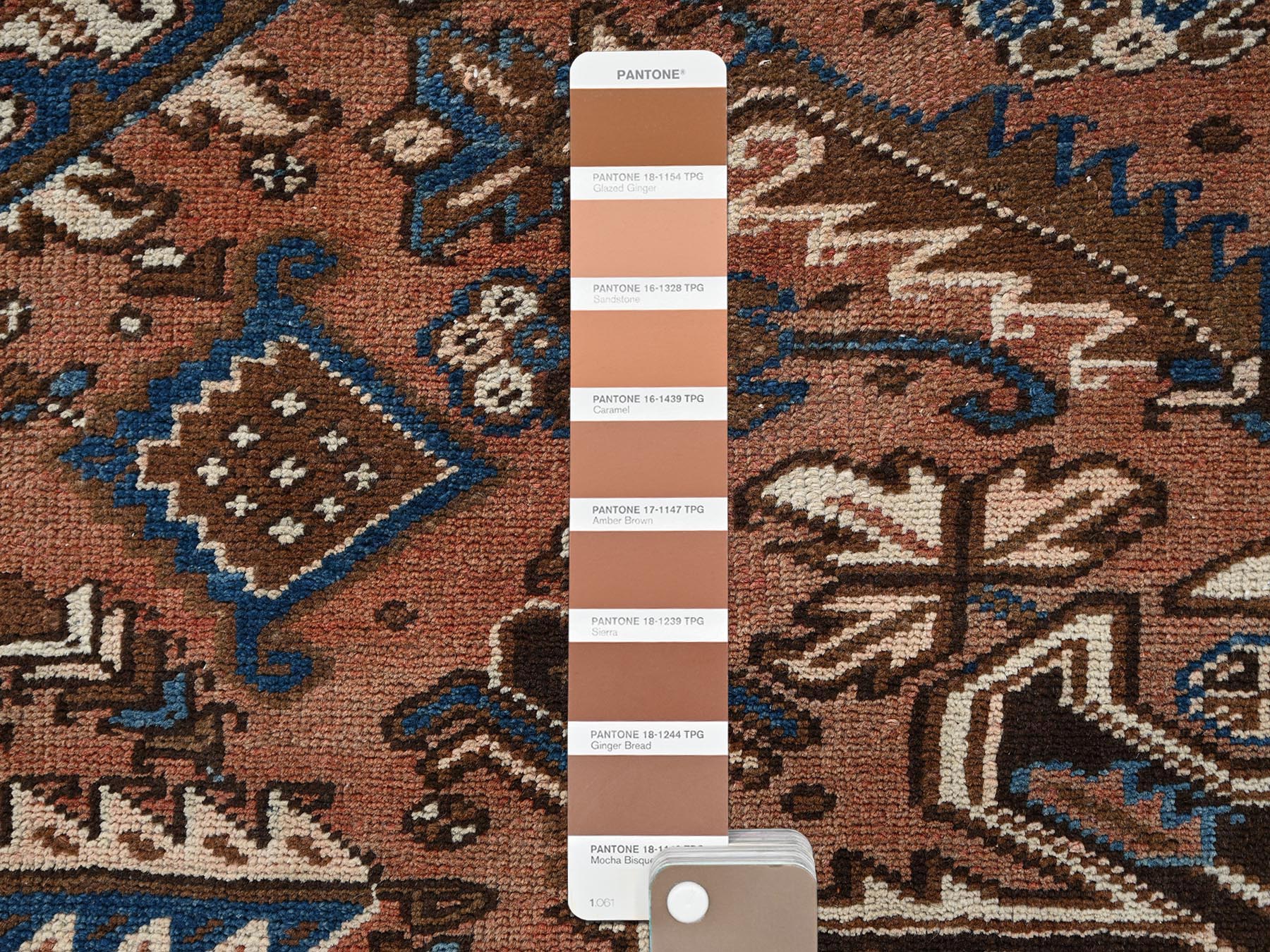 8'2"x10'10" Amber Brown, Vintage Persian Heriz with Geometric Medallion Design, Sheared Low, Sides and Ends Professionally Secured, Clean, Hand Knotted, 100% Wool, Oriental Rug HR2330 - Image 8