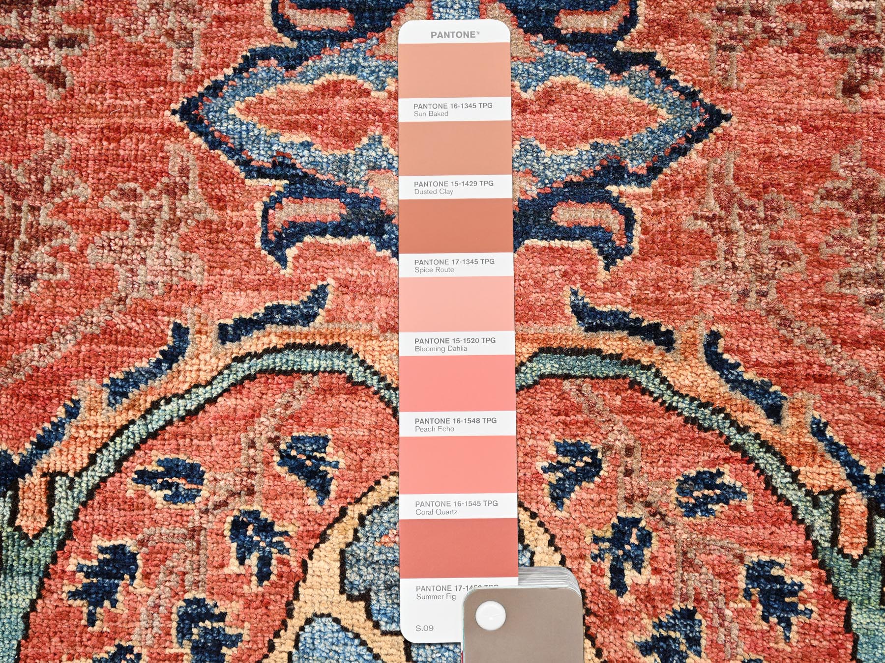 2'1"x3' Coral Orange, Heriz All Over Design, Aryana Grade, Vegetable Dyes, Soft Pile, Hand Knotted, High Mountain Wool, Densely Woven, Sample, Mat, Oriental Rug HR2400 - Image 4