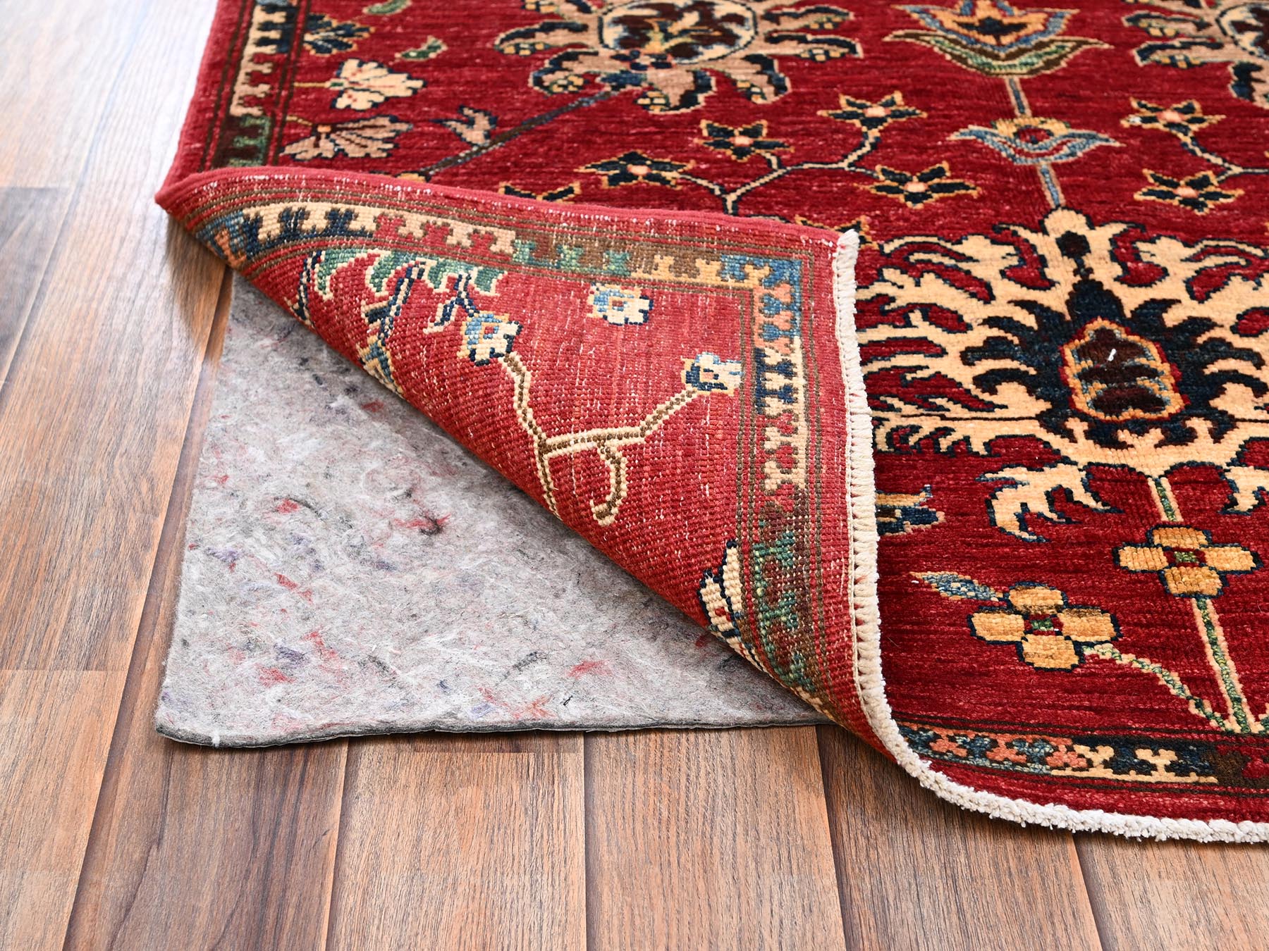 3'5"x4'7" Ajax Red, Northwest Persian Design, Aryana Grade, Vegetable Dyes, Soft Pile, High Mountain Wool, Hand Knotted, Densely Woven, Oriental Rug HR2414 - Image 3