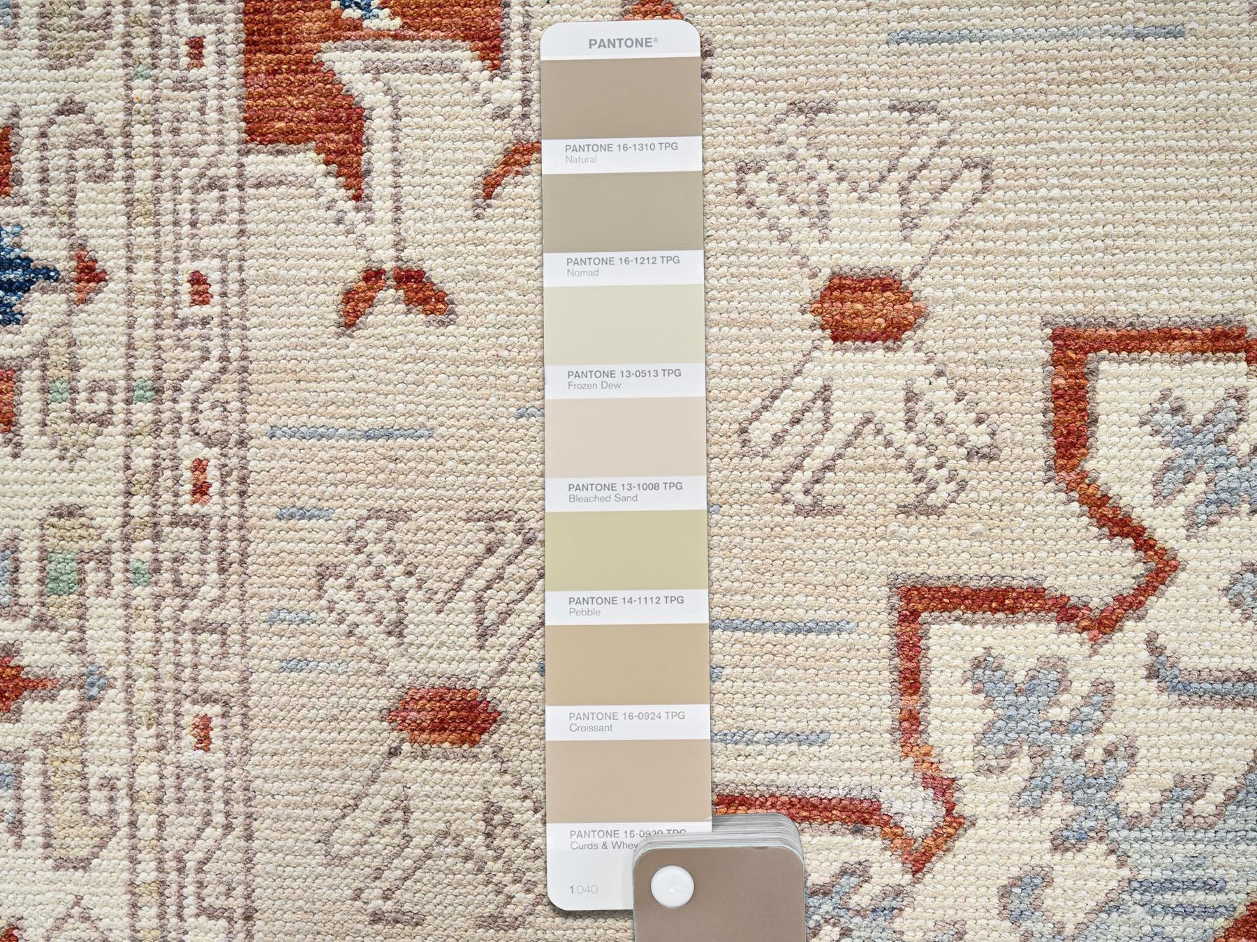 4'10"x6'10" Lace White, Anatolian Village Design, Turkish Knot, Hand Knotted, Zero Pile, Sheared Low, 100% Wool, Oriental Rug HR2766 - Image 4