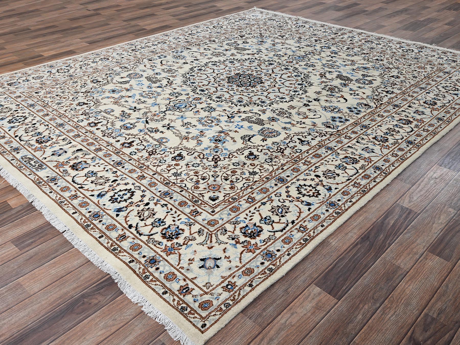 8'x10'1" Cream White, Pak Persian Nain with Flower Medallion Design, Wool and Silk, Hand Knotted, 250 KPSI, Oriental Rug HR2807 - Image 3