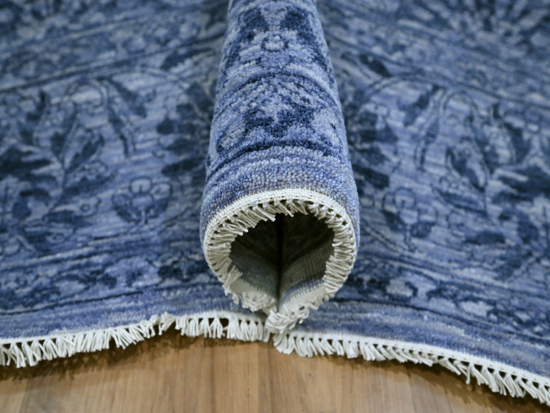 8'1"x10' Purple, Saturated Colors and Design, Tone on Tone, Hand Knotted, Wool & Silk, Abrash, Oriental Rug HR76309 - Image 5