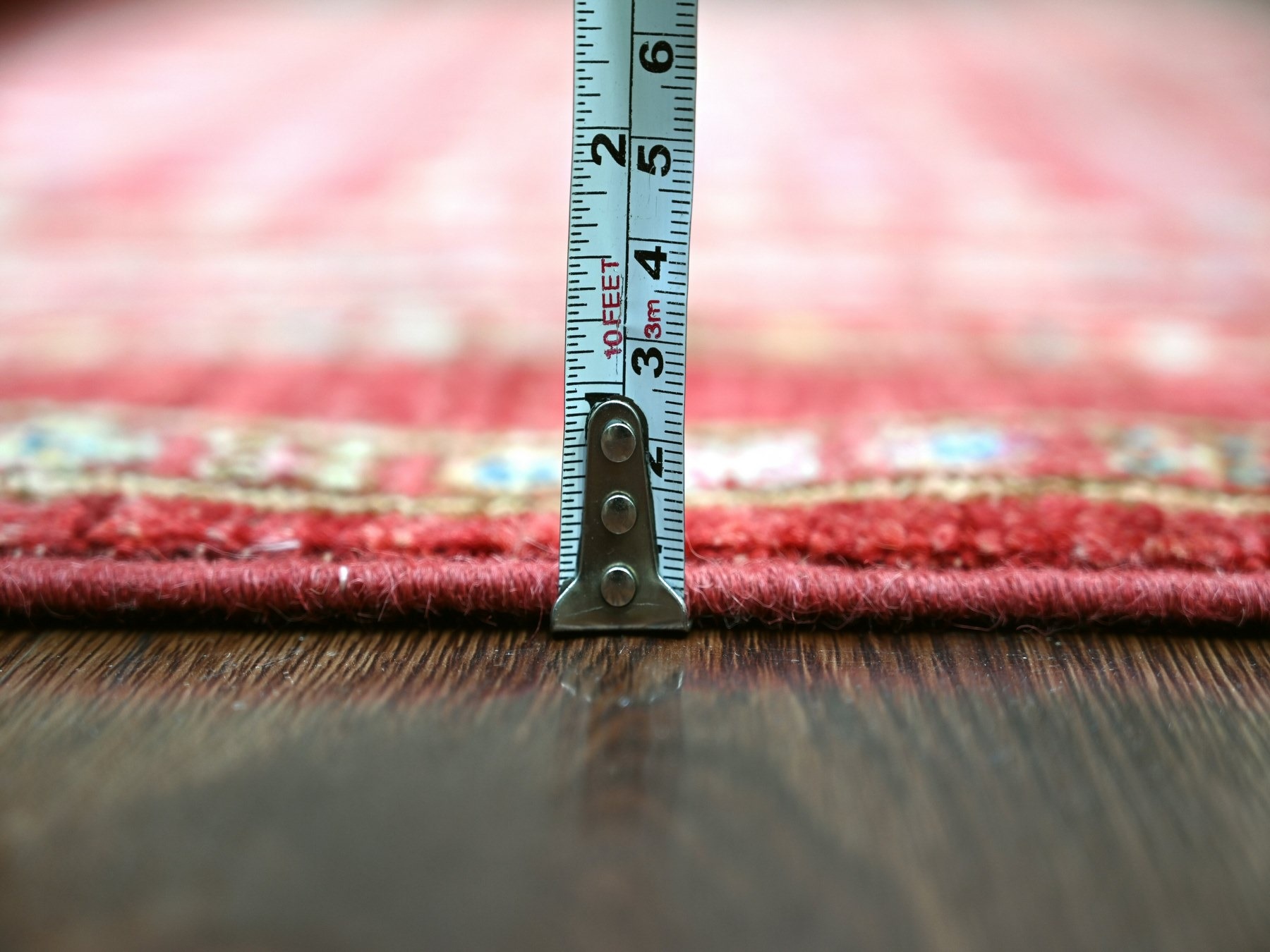 5'8"x8'3" Savvy Red, Kashkuli Gabbeh with Khorjin Design, Small Animal Figurines, Hand Knotted, Natural Wool, Vegetable Dyes, Oriental Rug HR21289 - Image 5
