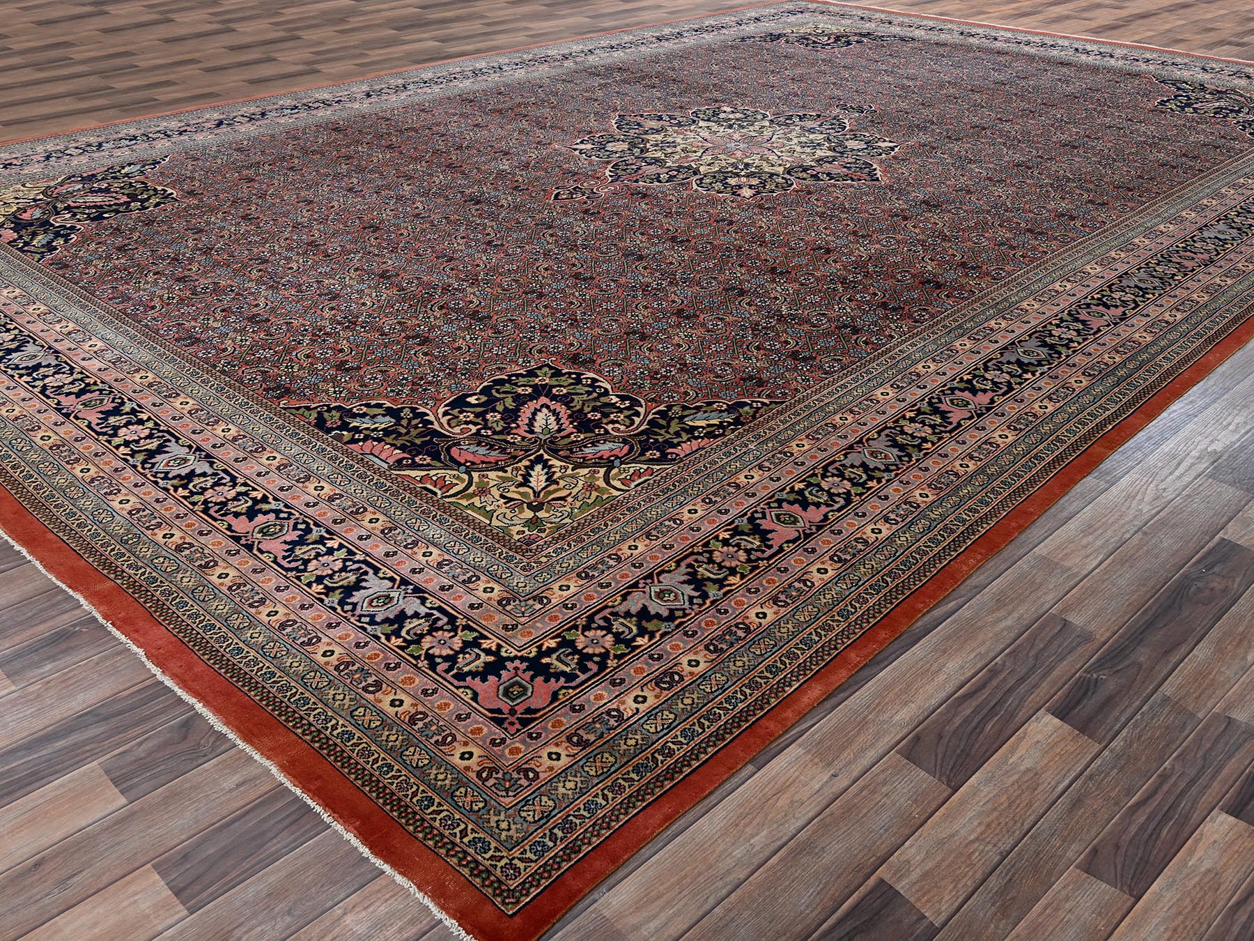 11'9"x18' Amber Brown, Vintage Indo Bijar with Flower Medallion, Very Good Condition, Clean, Sides and Ends Professionally Secured, Hand Knotted, Natural Wool, XL, Oversized, Oriental Rug HR2536 - Image 3