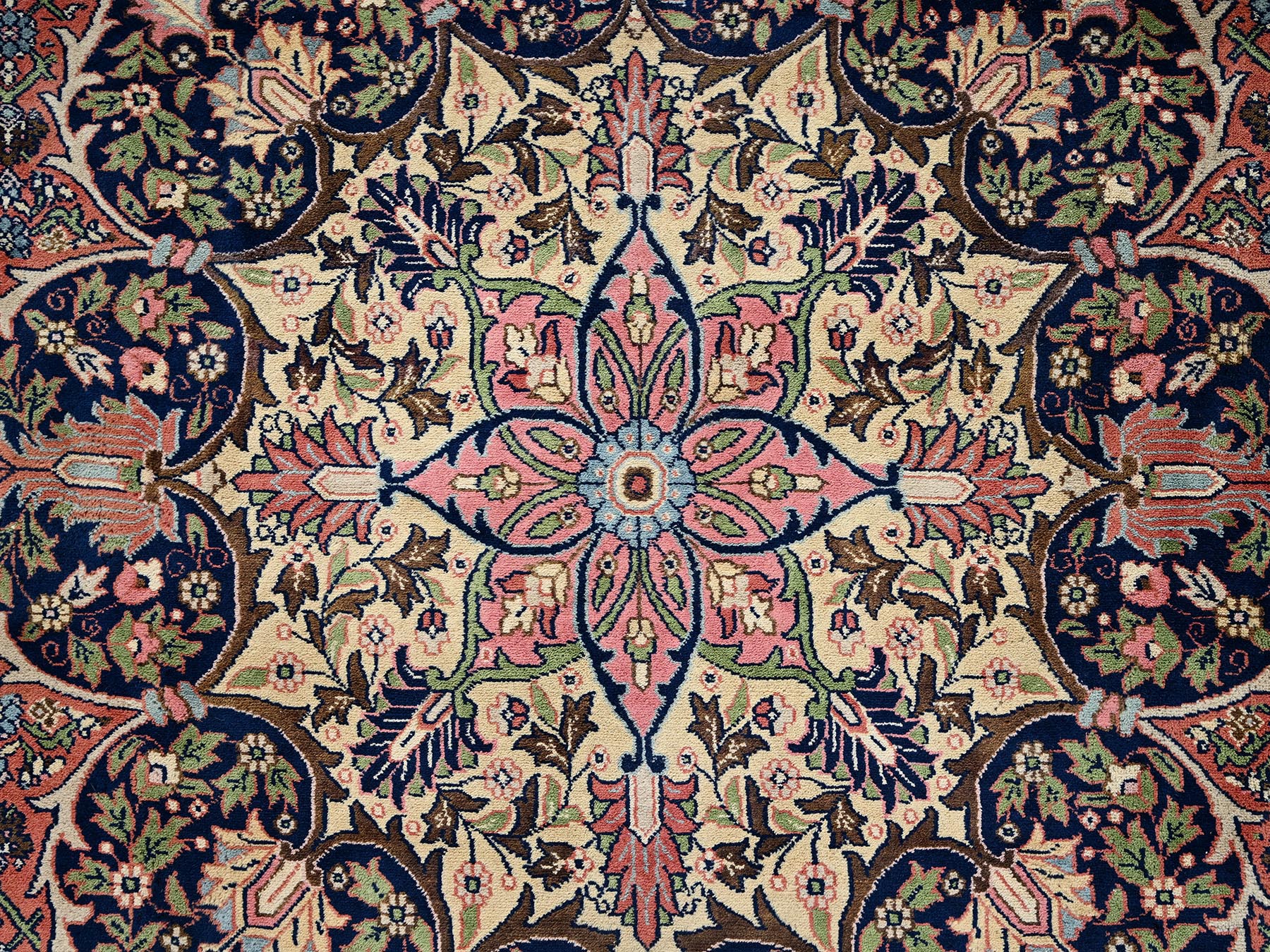 11'9"x18' Amber Brown, Vintage Indo Bijar with Flower Medallion, Very Good Condition, Clean, Sides and Ends Professionally Secured, Hand Knotted, Natural Wool, XL, Oversized, Oriental Rug HR2536 - Image 9