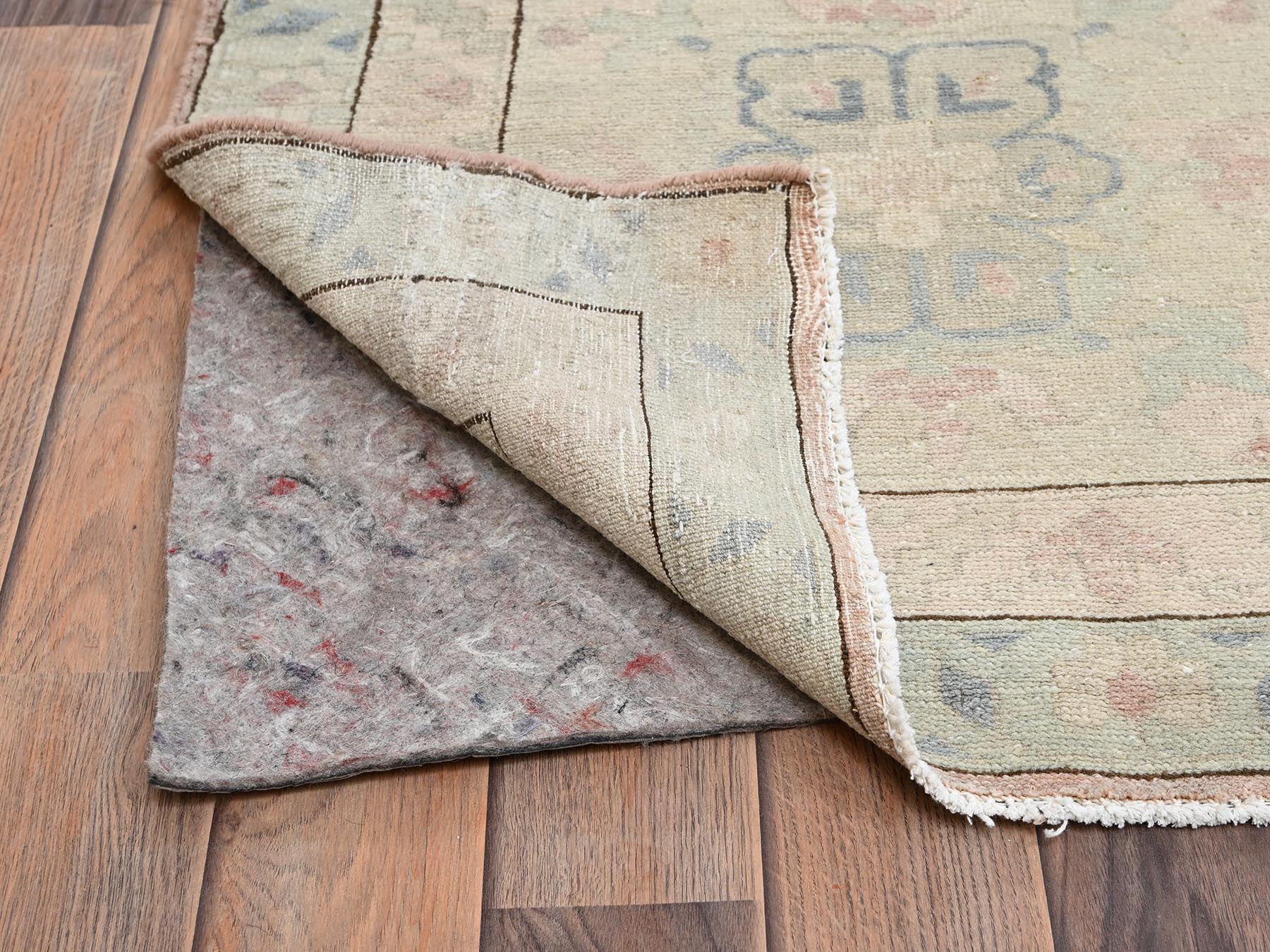13'5"x19'3" Chiffon White, Vintage Egyptian Sultanabad, Sheared Low, Distressed, Full Pile, 100% Wool, Hand Knotted, Sides and Ends Professionally Secured, Oversized, Oriental Rug HR2537 - Image 5