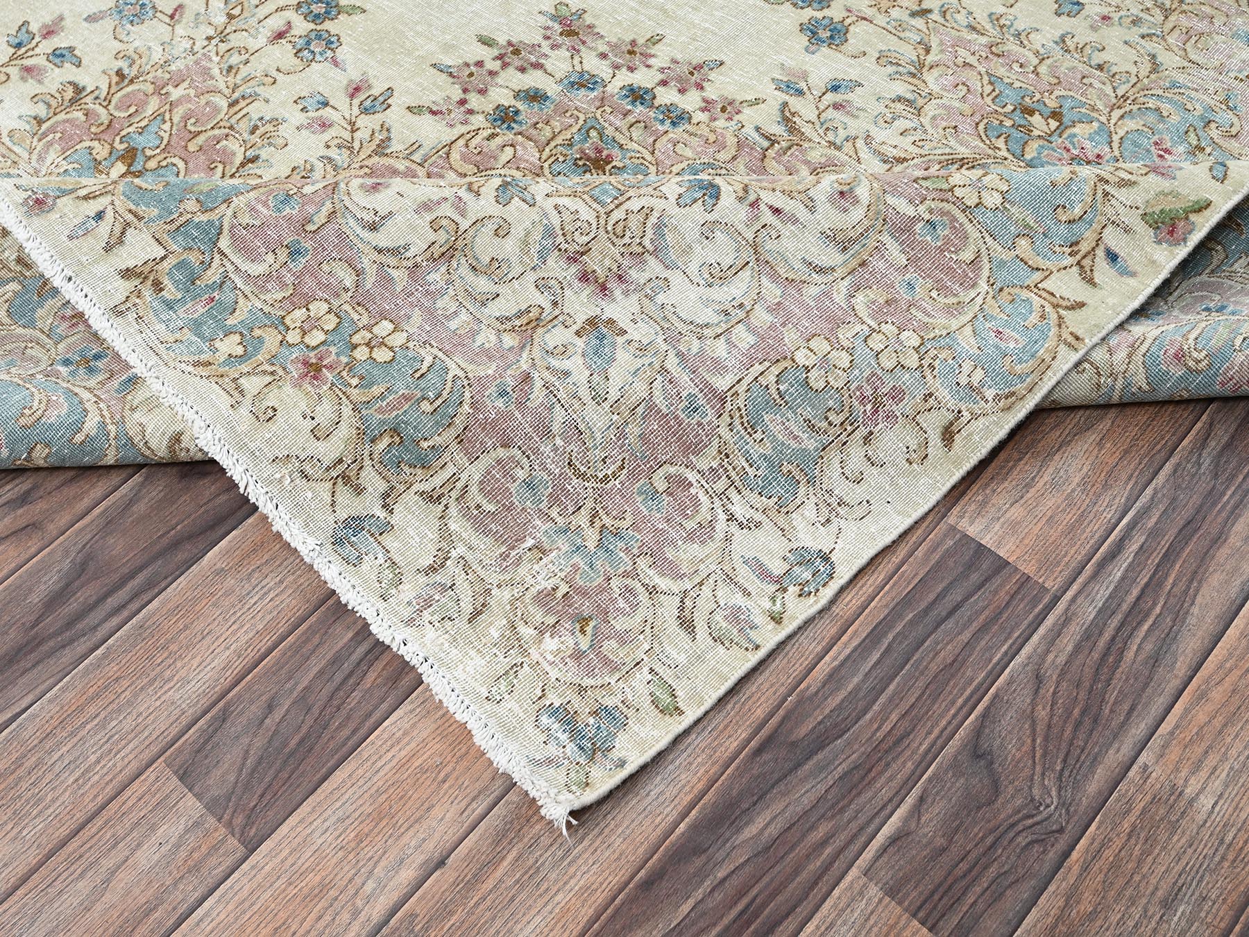 10'x13'9" Chiffon White, Vintage Persian Kerman with Flower Medallion, Even Wear, Full Pile, Clean and Soft, Hand Knotted, Good Condition, Pure Wool, Oriental Rug HR2540 - Image 7