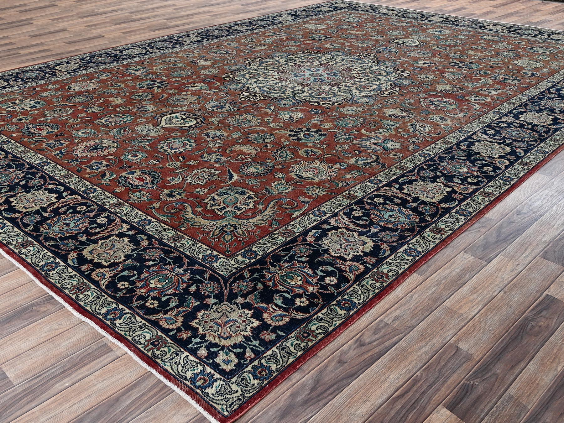 10'10"x15'4" Copper Brown, Vintage Persian Mashad with Flower Medallion, Distressed, Low Pile, Good Condition, Hand Knotted, Pure Wool, XL, Oversized, Oriental Rug HR2547 - Image 3
