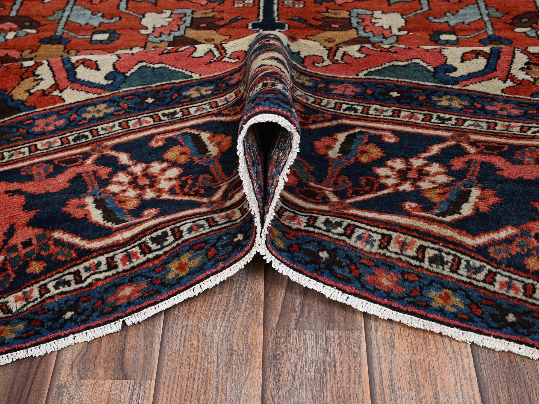 8'2"x14'7" Rust Red, Antique Persian Heriz with Flower Medallion, Very Good Condition, Soft and Clean, Long and Narrow, Hand Knotted, 100% Wool, Oriental Rug HR2751 - Image 6