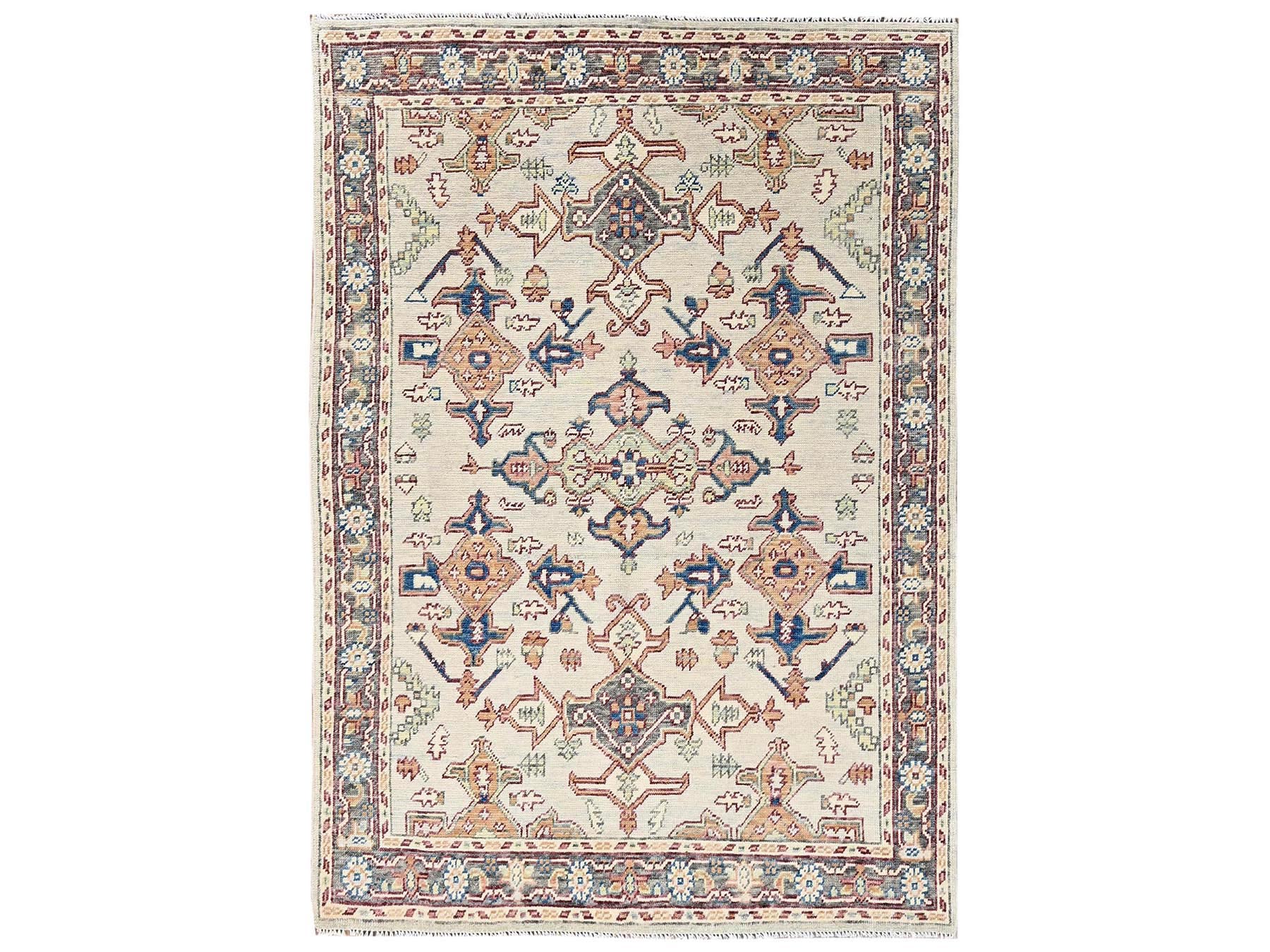 4'10"x6'9" Linen White, Turkish Knot, Heriz with All Over Design, Hand Knotted, Sheared Low, 100% Wool, Oriental Rug HR2800