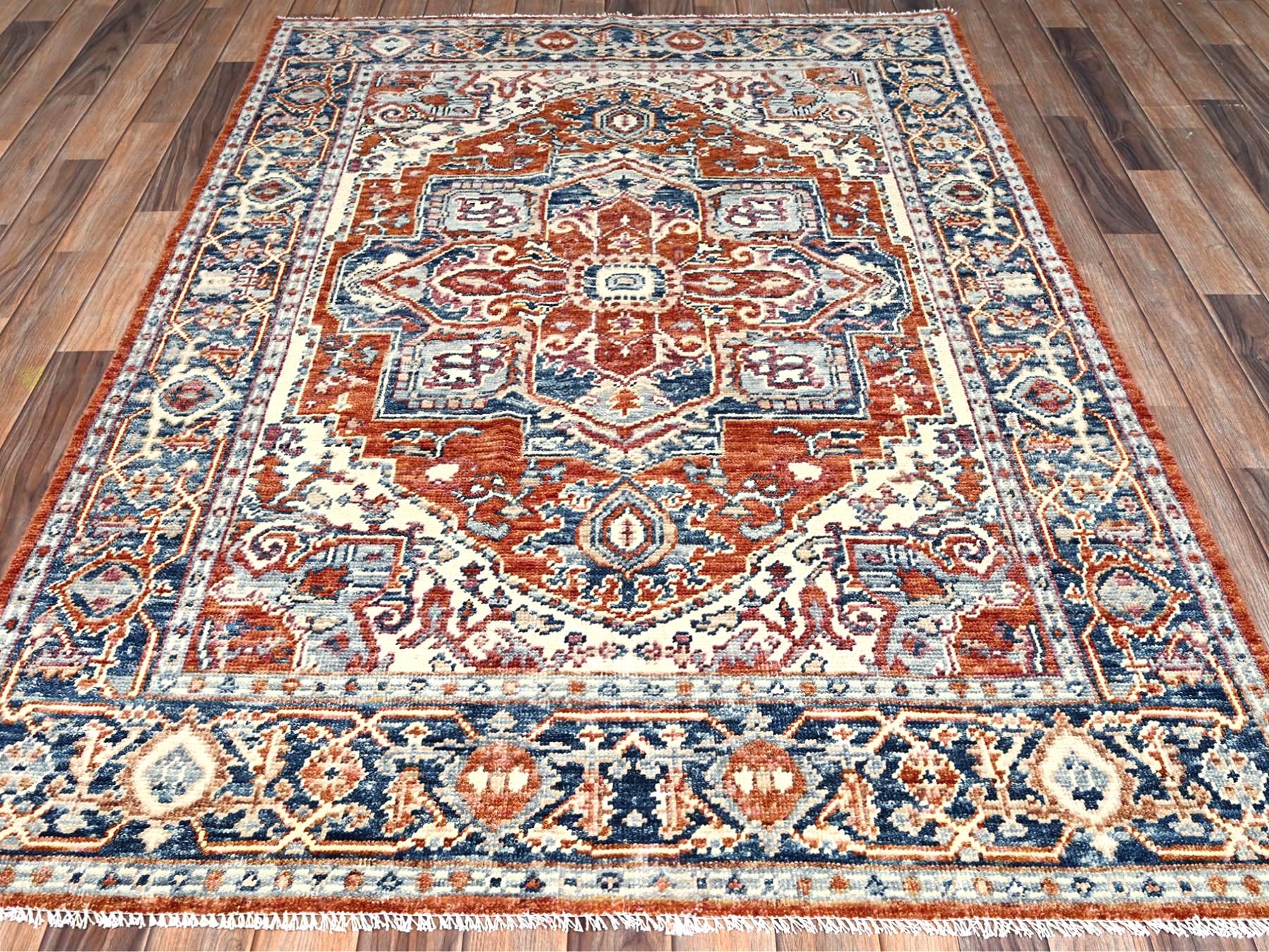 4'9"x6'9" Rust Red, 100% Wool, Heriz with Medallion Design, Turkish Knot, Hand Knotted, Sheared Low, Oriental Rug HR2804 - Image 2