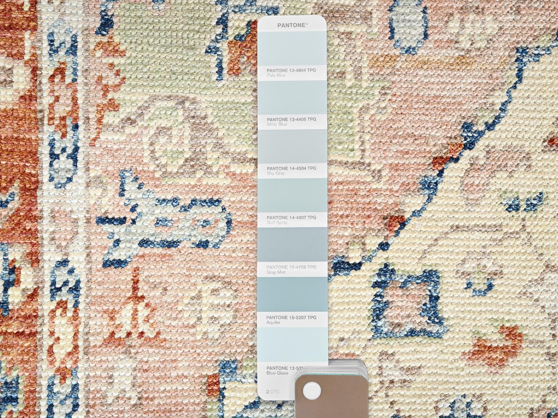 4'10"x6'10" Beige, Heriz with Medallion Design, Turkish Knot, Hand Knotted, Sheared Low, 100% Wool, Oriental Rug HR2805 - Image 4