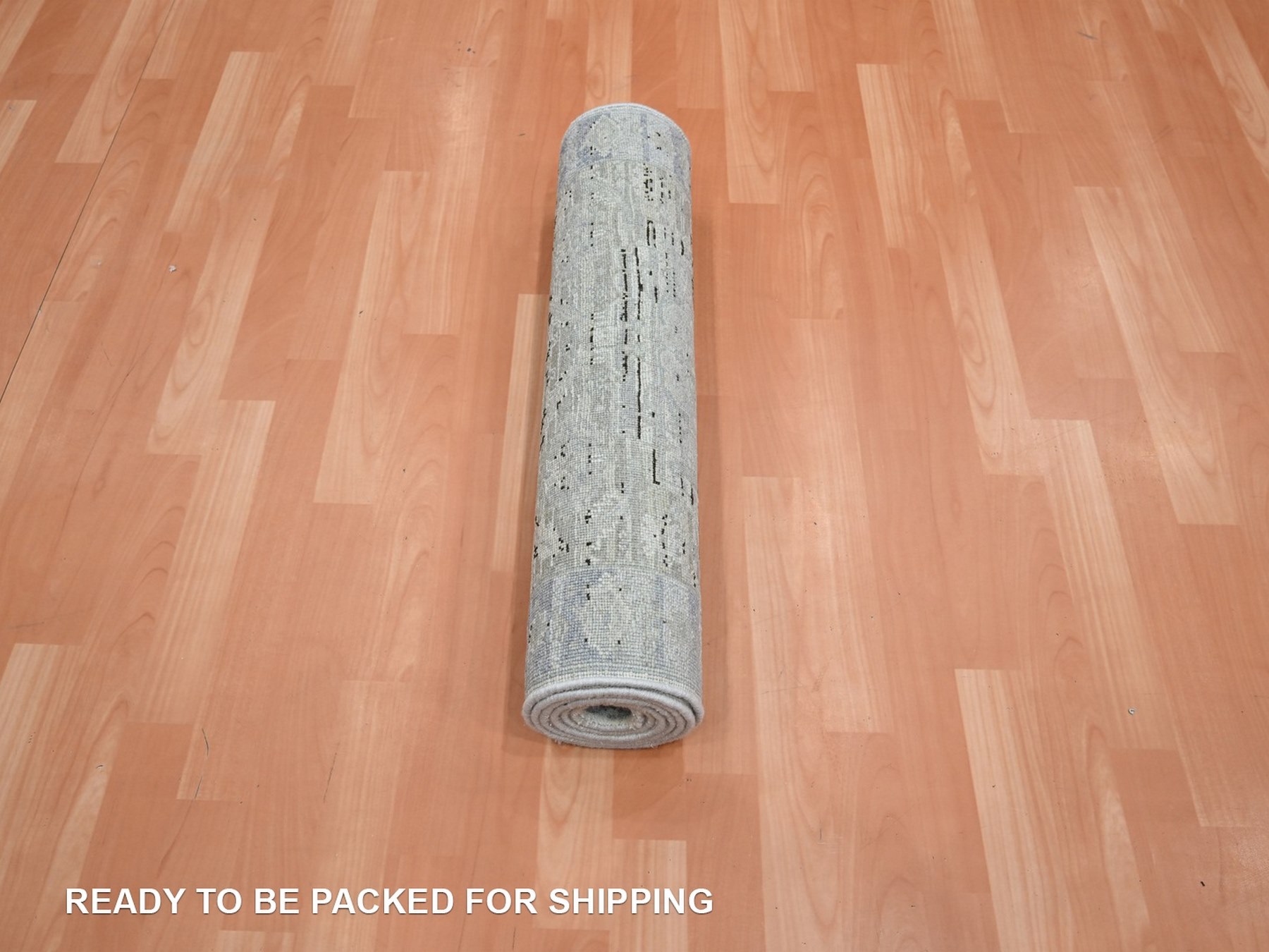 2'6"x8' Storm Gray, Pure Silk, Hand Knotted, Oushak Design with Geometric Pattern, Runner, Oriental Rug HR75909 - Image 5