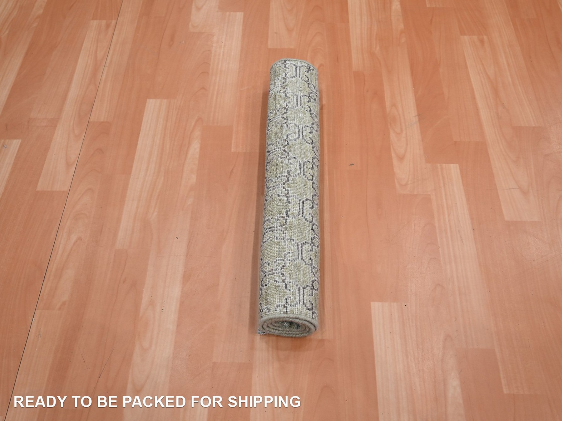 2'x3' Olive Green, Silk, Khotan Design, Hand Knotted, Sample, Mat, Oriental Rug HR75922 - Image 5