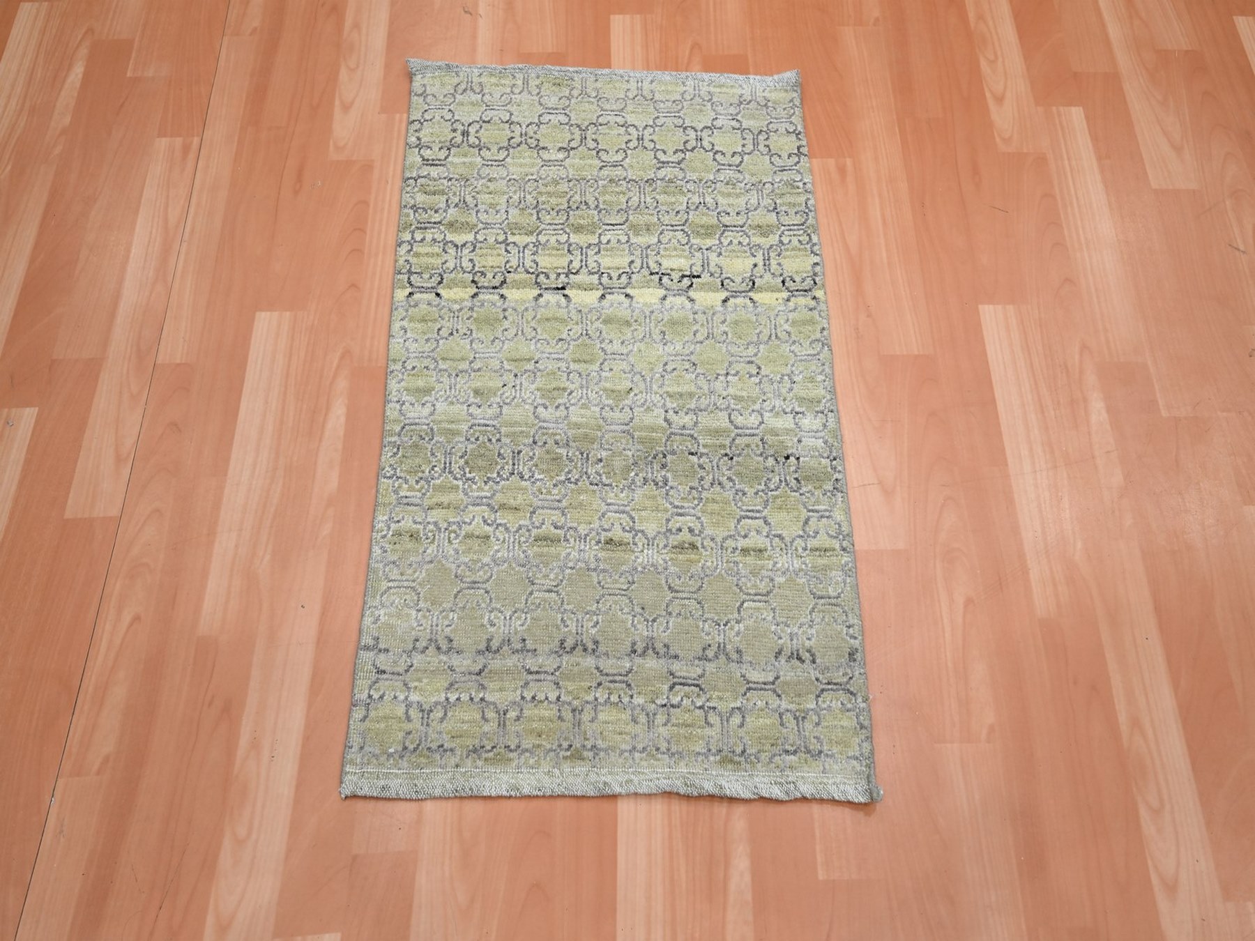 2'x3' Olive Green, Khotan Design, Silk, Hand Knotted, Sample, Mat, Oriental Rug HR75923 - Image 2