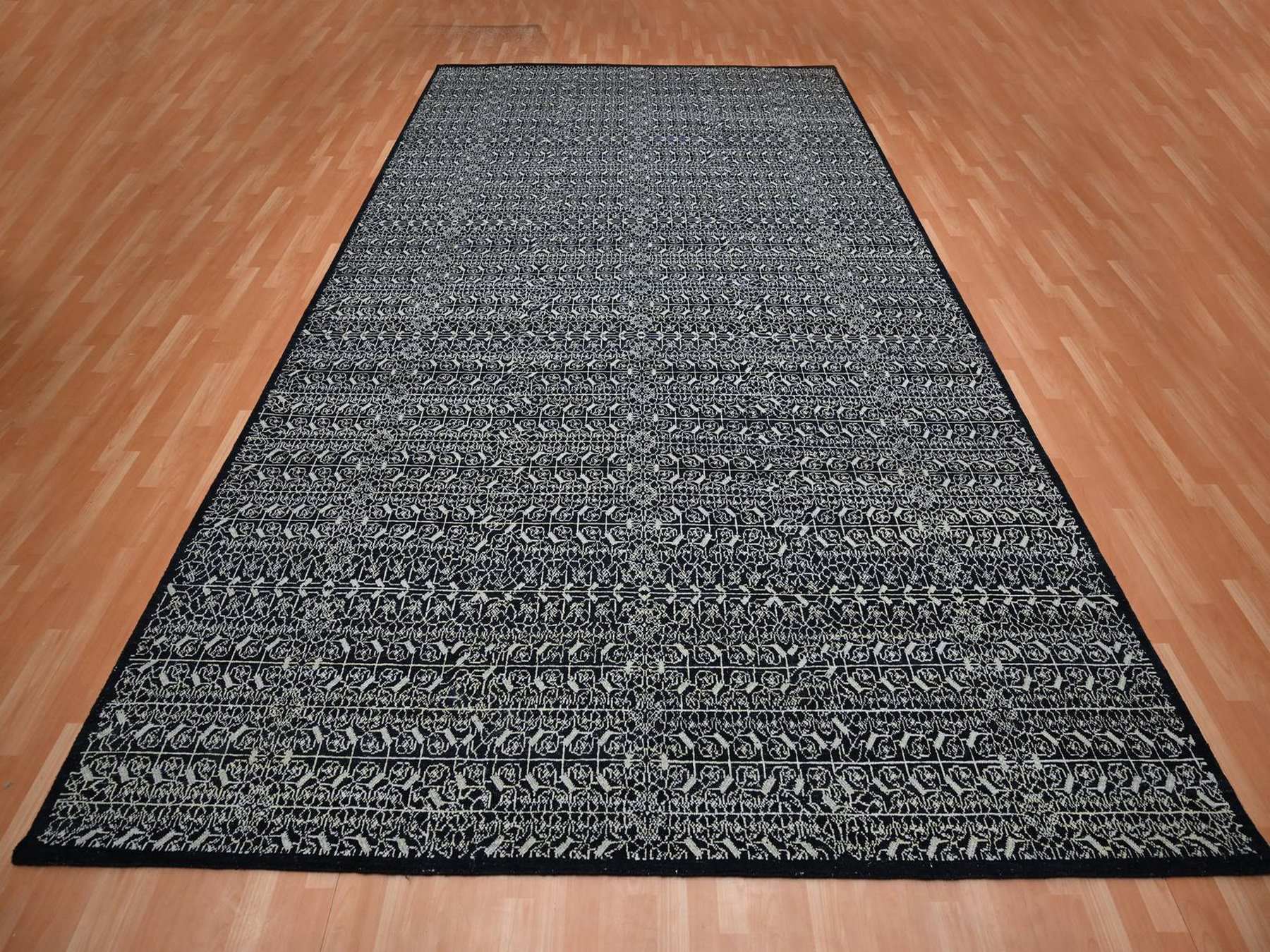 9'10"x14'4" Ink Black, Wool and Silk, Repetitive Intricate Pattern, Tone on Tone, Hand Knotted, Oriental Rug HR75930 - Image 2
