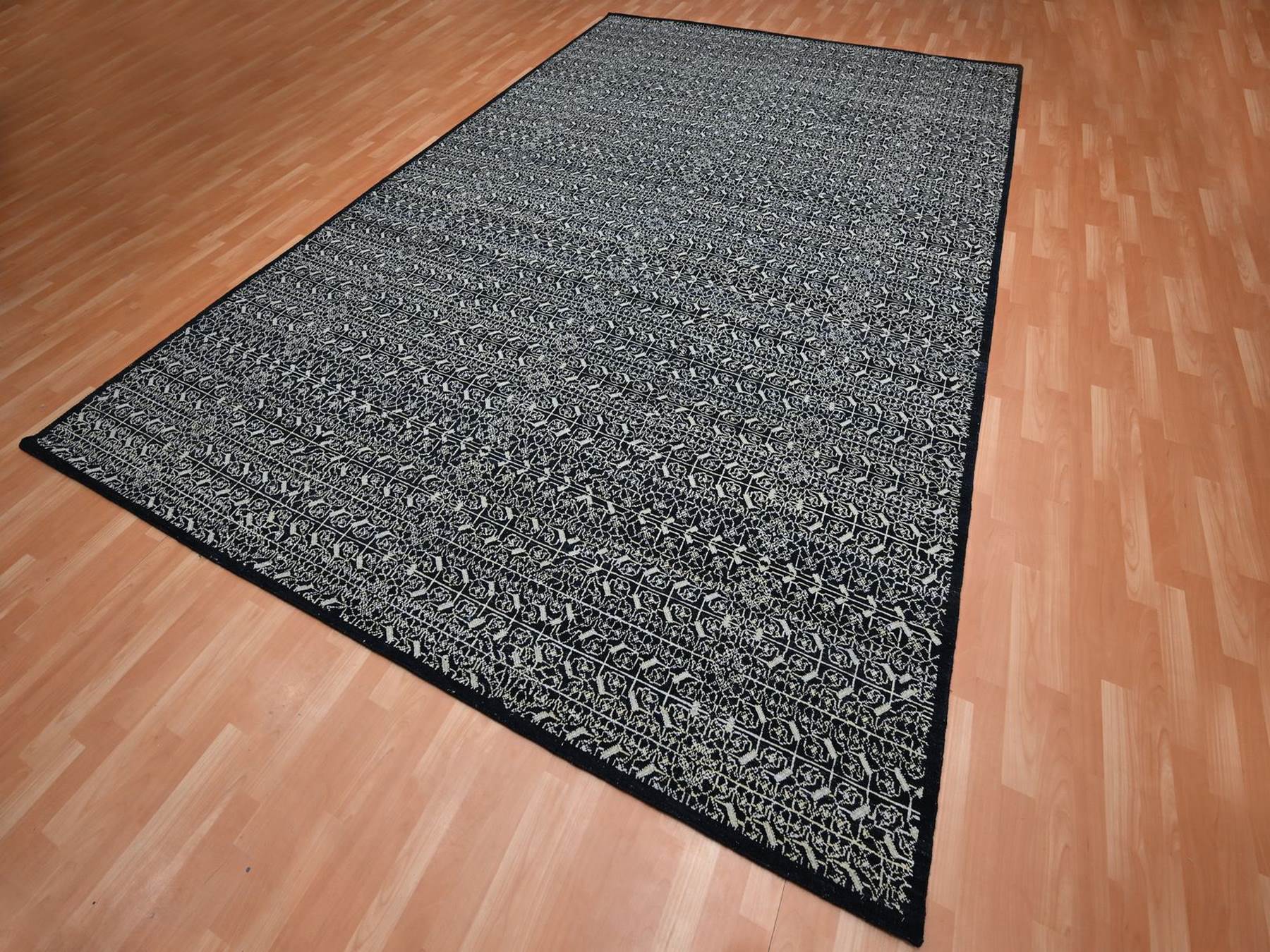 9'10"x14'4" Ink Black, Wool and Silk, Repetitive Intricate Pattern, Tone on Tone, Hand Knotted, Oriental Rug HR75930 - Image 3