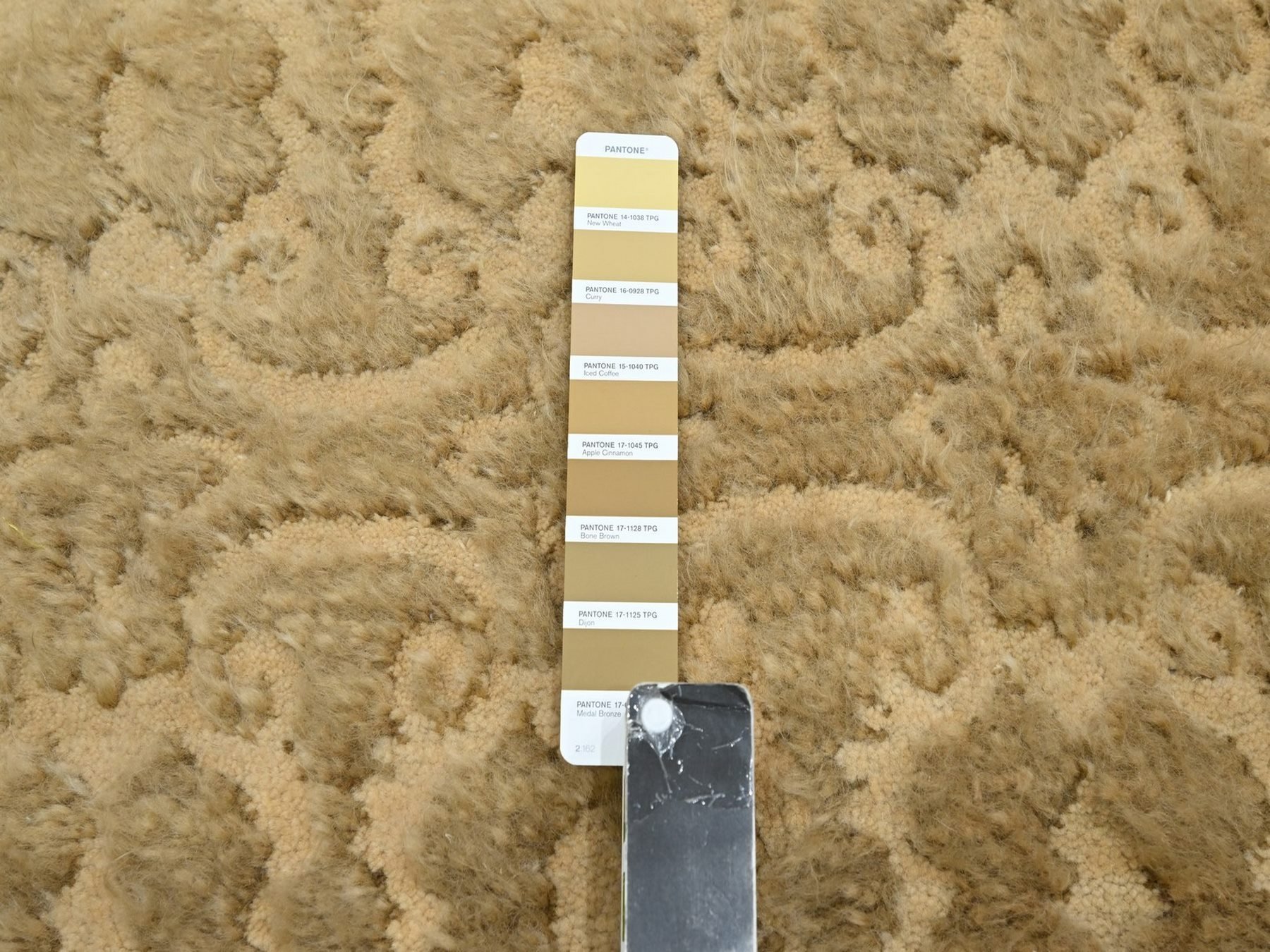 9'x12'4" Bone Brown, Shaggy Pile, Repetitive Tone on Tone Design, Hi and Low, Pure Wool, Hand Knotted, Oriental Rug HR75946 - Image 7