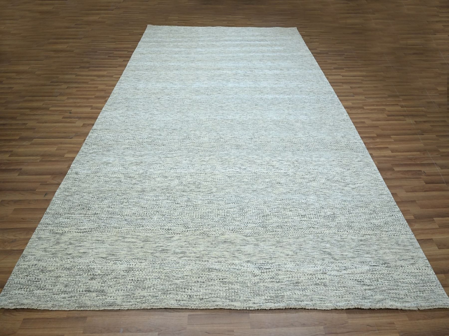 9'2"x12'1" Cloud Gray, Pure Wool, Modern Grass Design, Hand Knotted, Tone on Tone, Lush and Plush, Oriental Rug HR76917 - Image 2