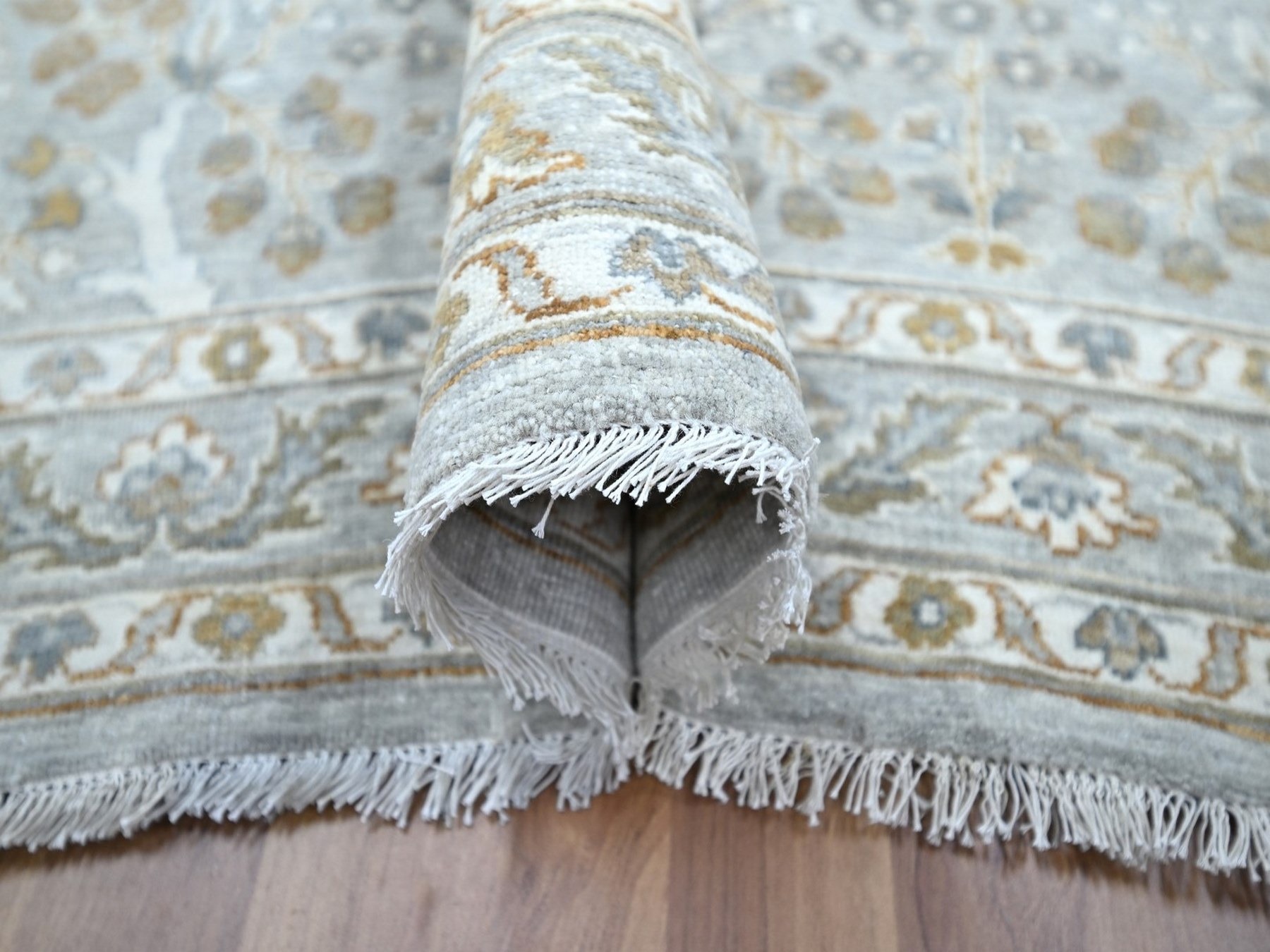 9'2"x12' Spanish Gray, Hand Knotted, 200 KPSI, Meditation Tree of Life Design, Tone on Tone, Zero Pile, 100% Wool, Densely Woven, Oriental Rug HR76996 - Image 5