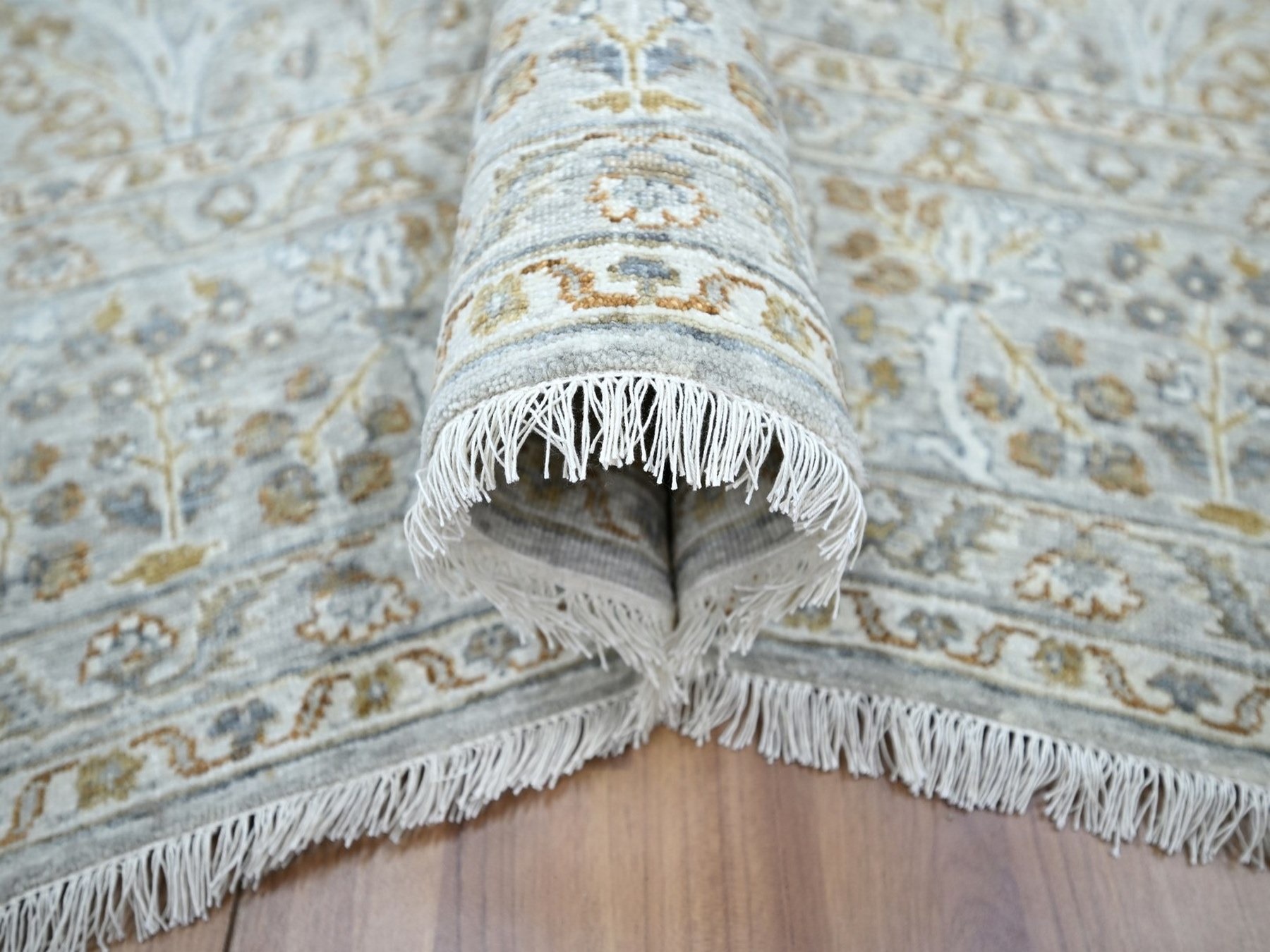 6'1"x9'1" Spanish Gray, 200 KPSI, Meditation Tree of Life Design, Tone on Tone, Zero Pile, 100% Wool, Densely Woven, Hand Knotted, Oriental Rug HR76998 - Image 5