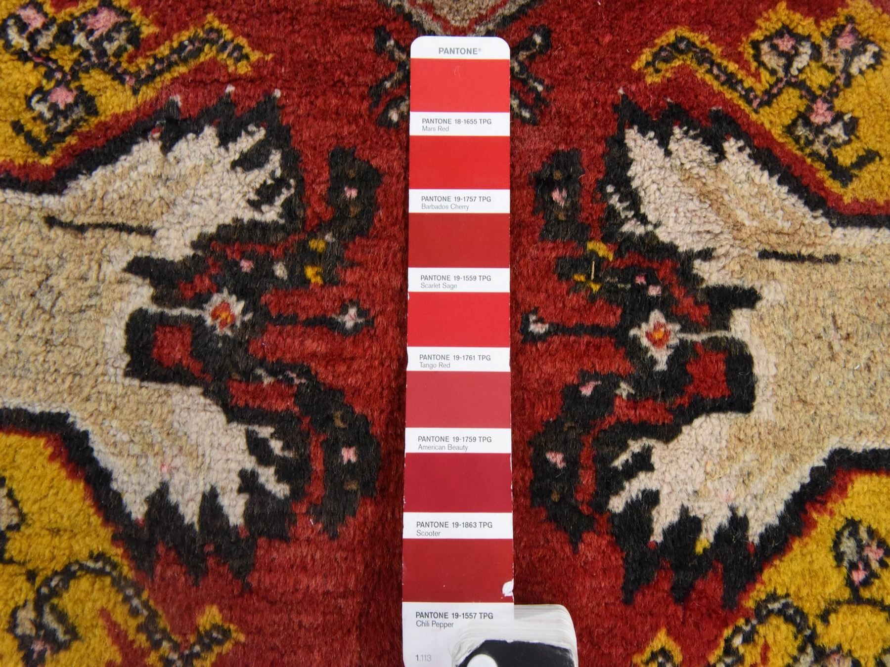 1'8"x3'7" Crimson Red, Antique Turkish Oushak, Medallion Design, Hand Knotted, 100% Wool, Mat, Oriental Rug HR78652 - Image 5