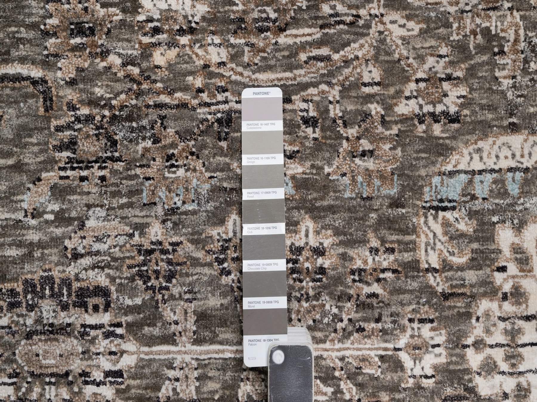 12'2"x15'3" Shades of Brown, Transitional Persian Influence Erased Flower Design, Hand Knotted, Silk with Textured Wool, XL, Oversized, Oriental Rug HR92607 - Image 7