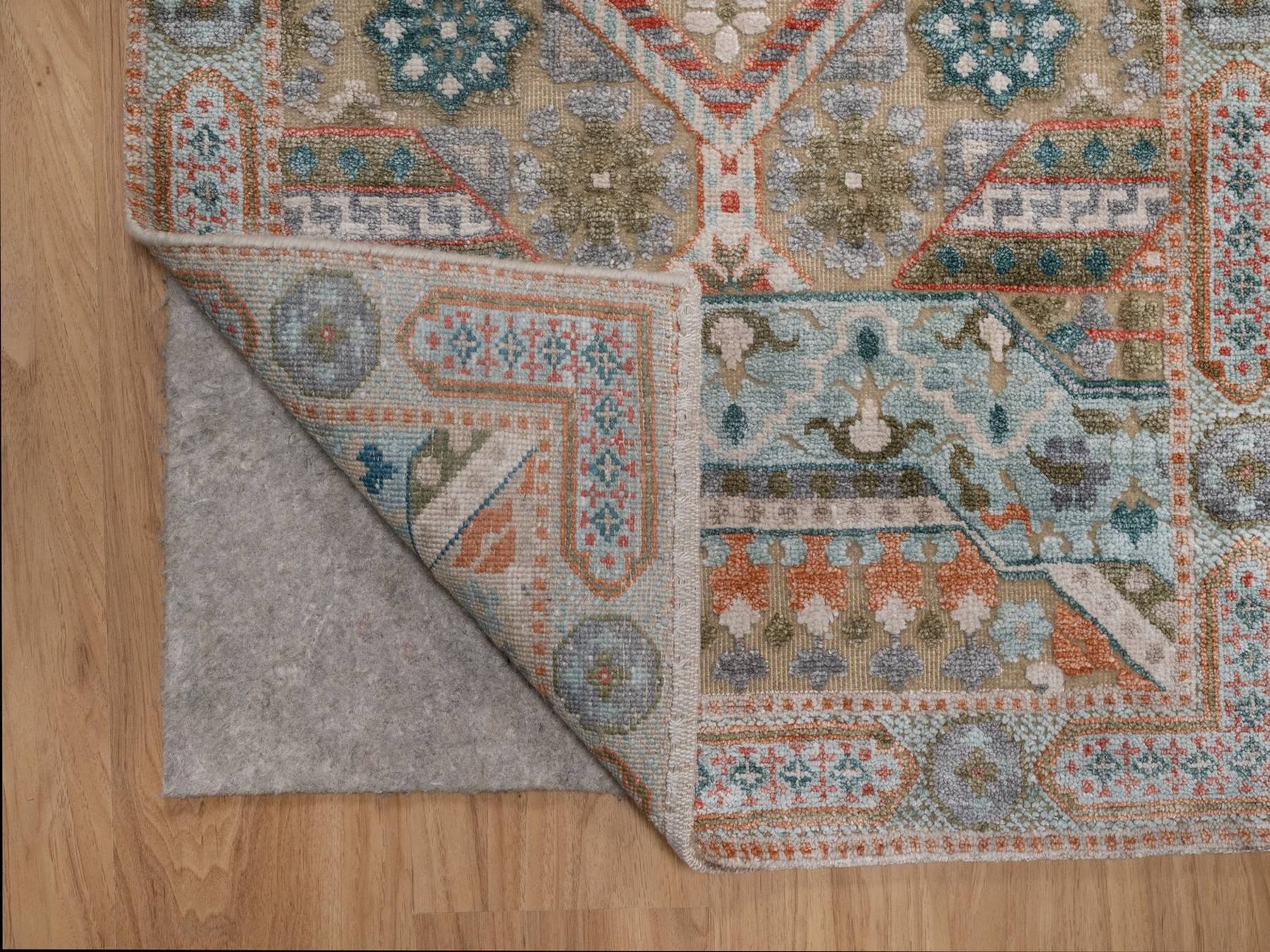 2'6"x6' Lark Brown, Mamluk Design with Geometric Medallion, Textured Wool and Silk, Hand Knotted, Runner, Oriental Rug HR92608 - Image 3