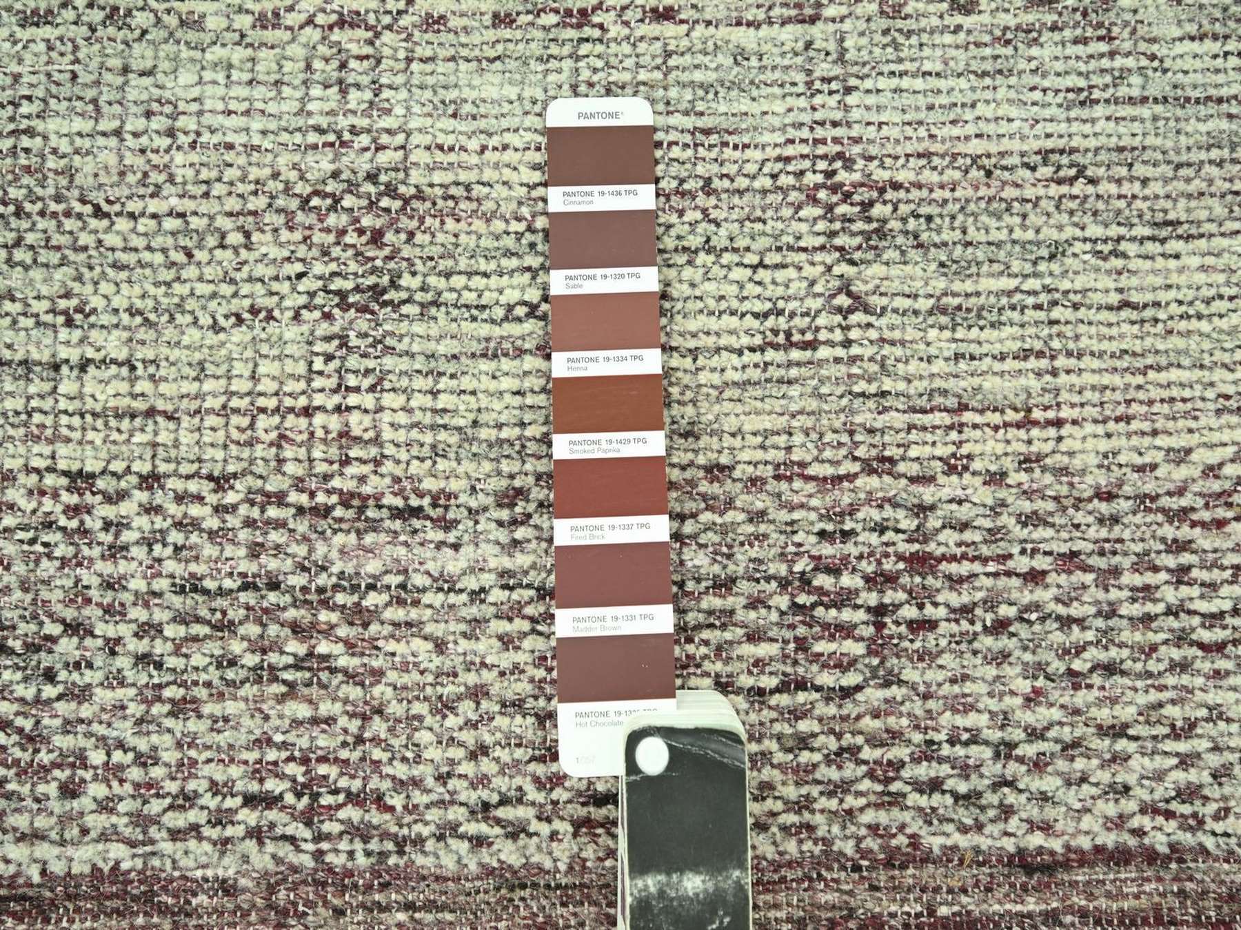 2'7"x6' Wine Red with Ivory, Hand Knotted, Oxidized and Distressed Grass Design with Exposed Warps, 100% Wool, Runner, Oriental Rug HR77055 - Image 4
